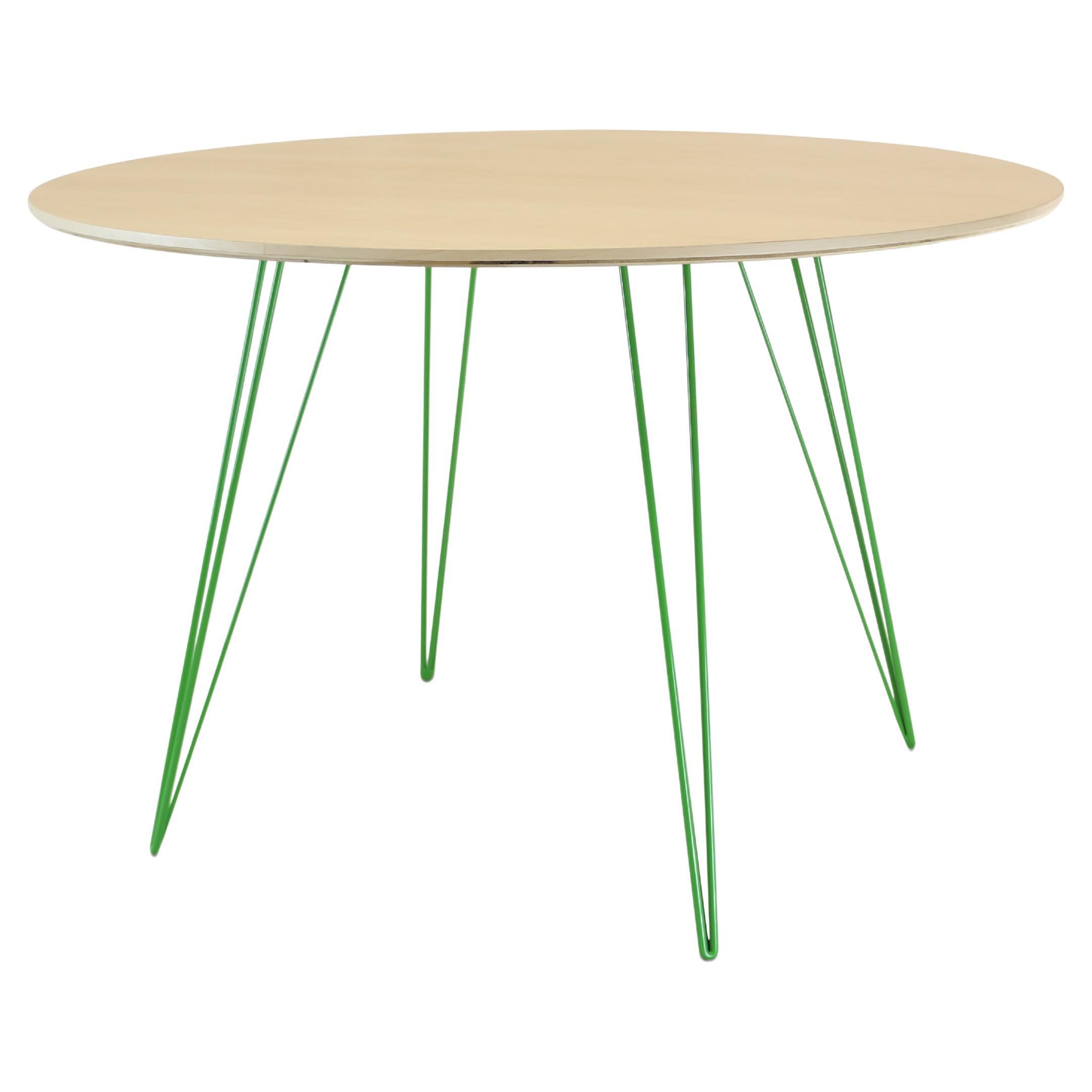 Table de salle à manger en érable Williams avec pieds en épingle à cheveux verte et plateau ovale en vente