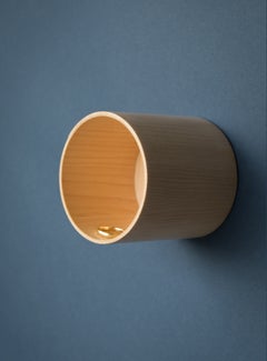Gancio da parete a forma di polsino in legno d'acero impiallacciato, per accessori, di Loyal Loot