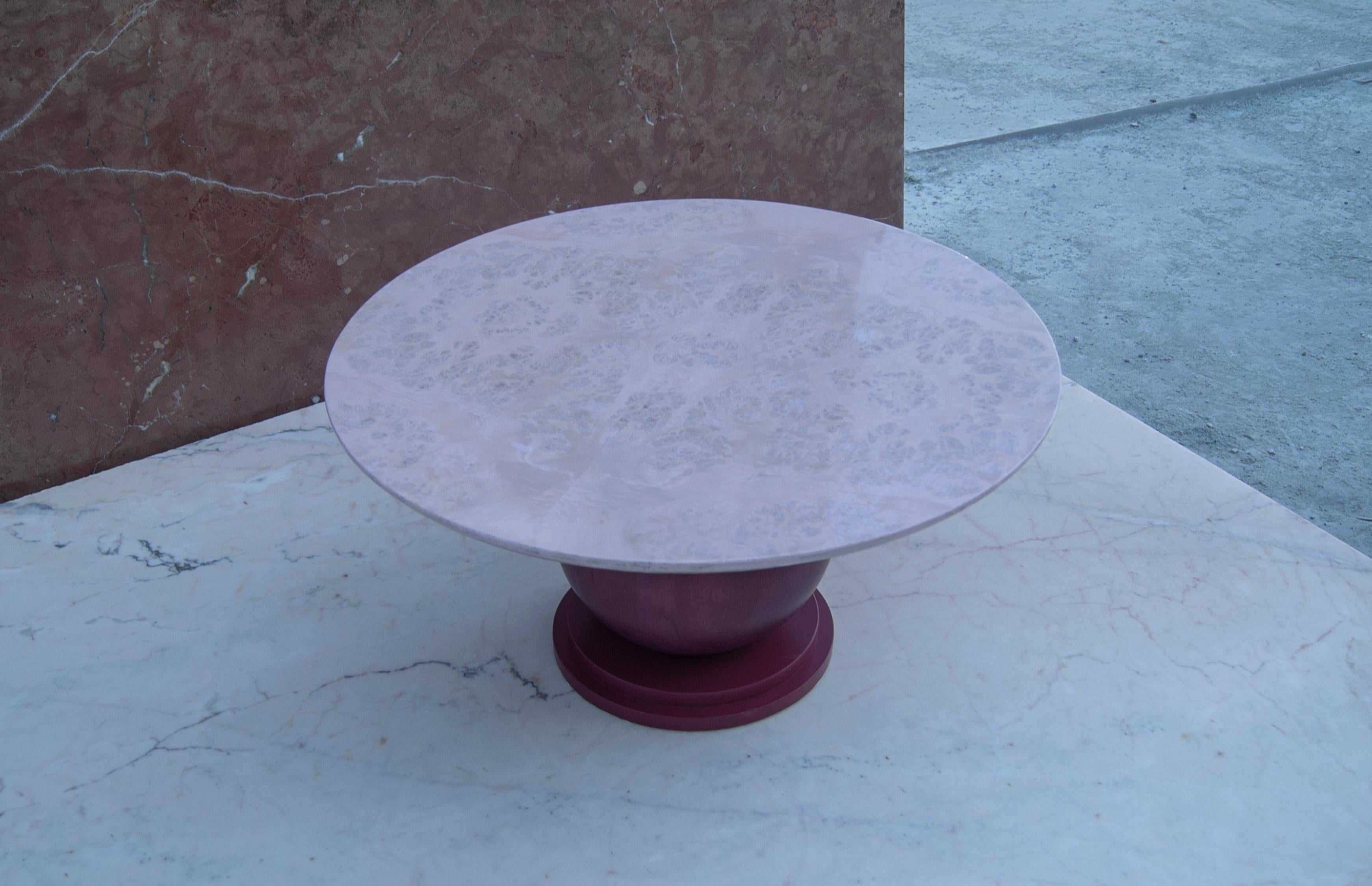 Européen SPHERE Table basse Mappa en placage de ronce en bois massif rose en vente