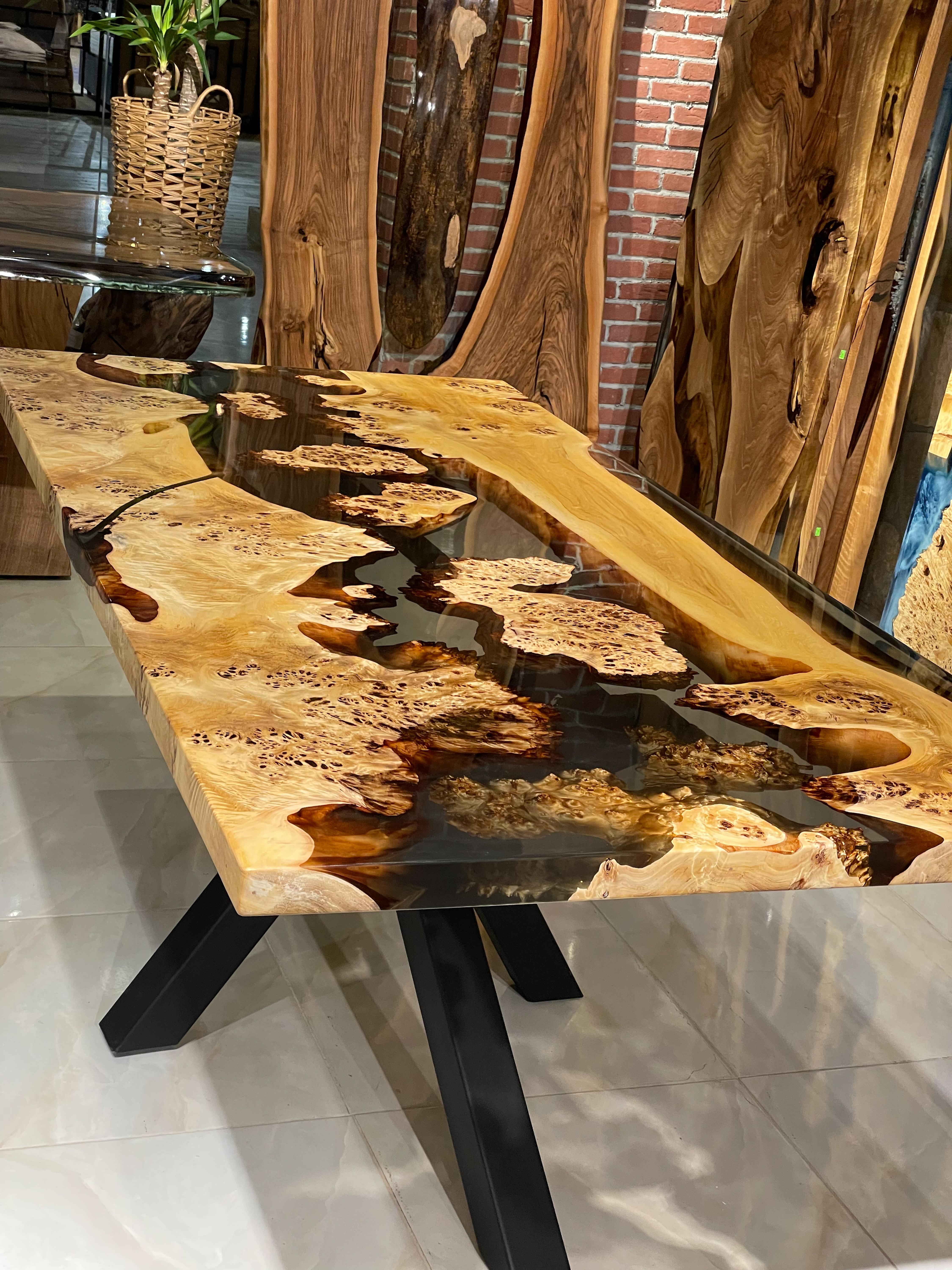 Tavolo Mappa Burl Wood - Mobili su misura - Tavolo da pranzo per cucina - Tavolo in resina in vendita 1