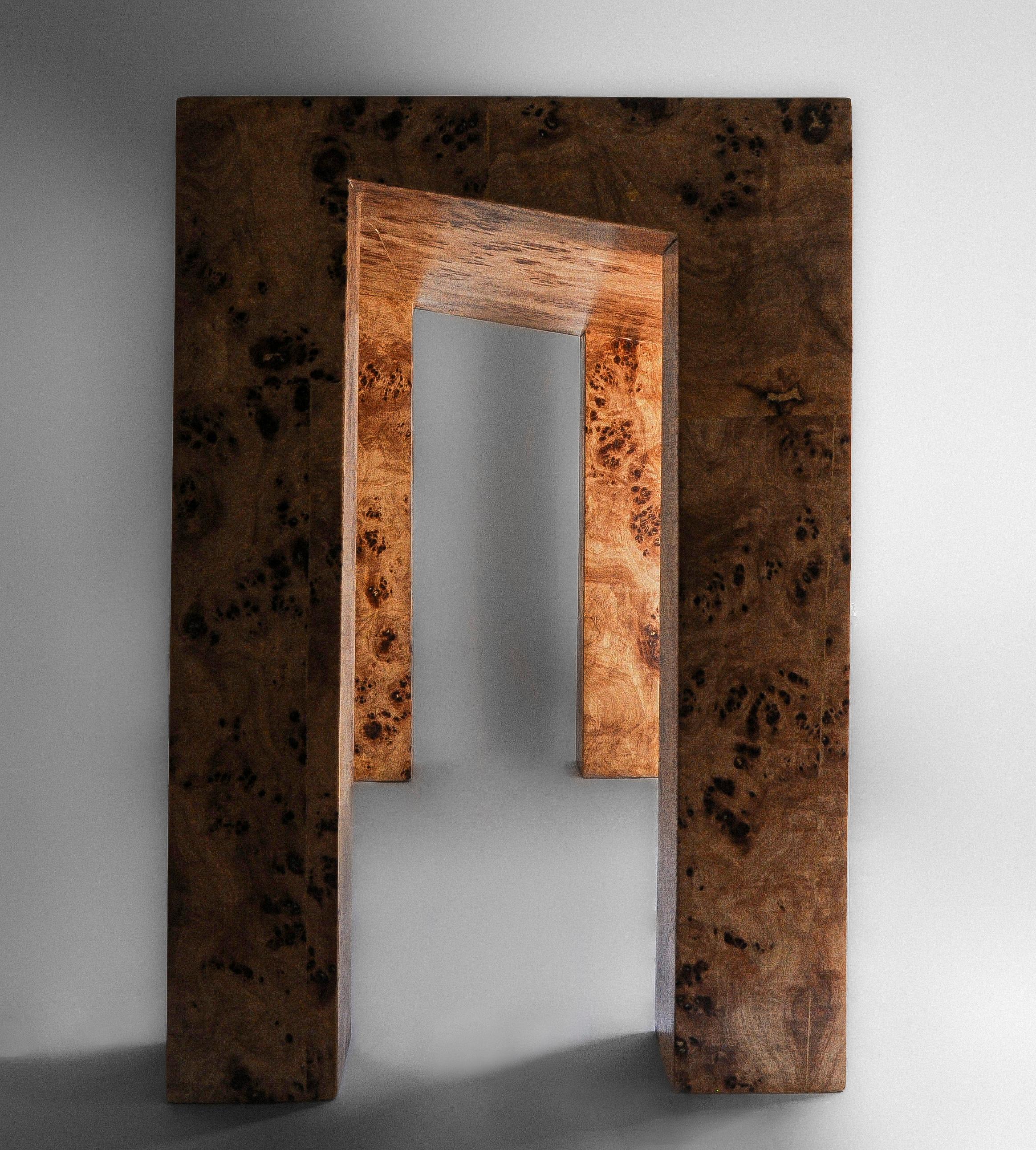 Consola Escultórica Venner de Madera de Mappa Burl Carpintería en venta