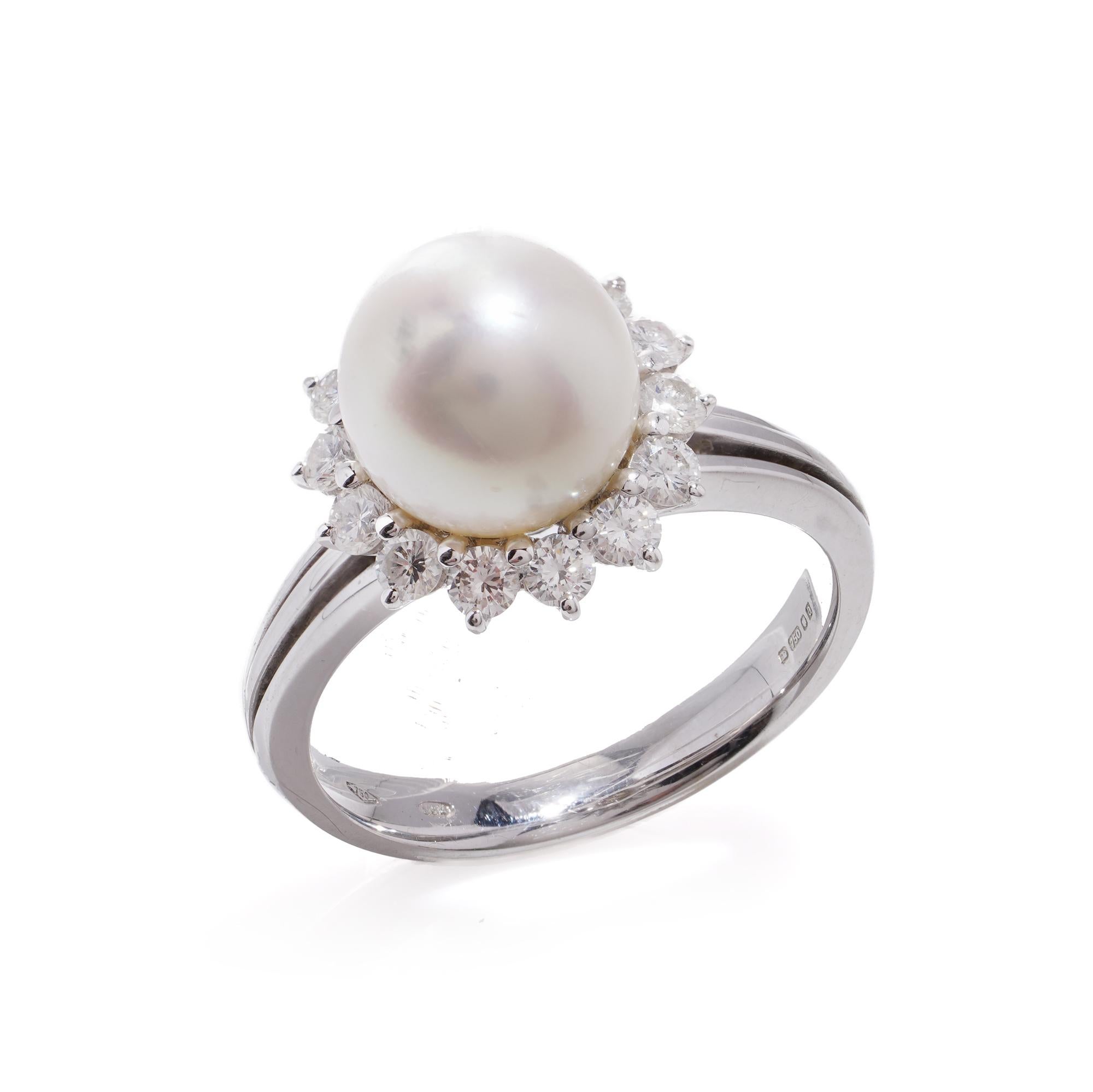 Mappin & Webb 18kt. gold Cultured South Sea Pearl and diamond cluster For Sale 6