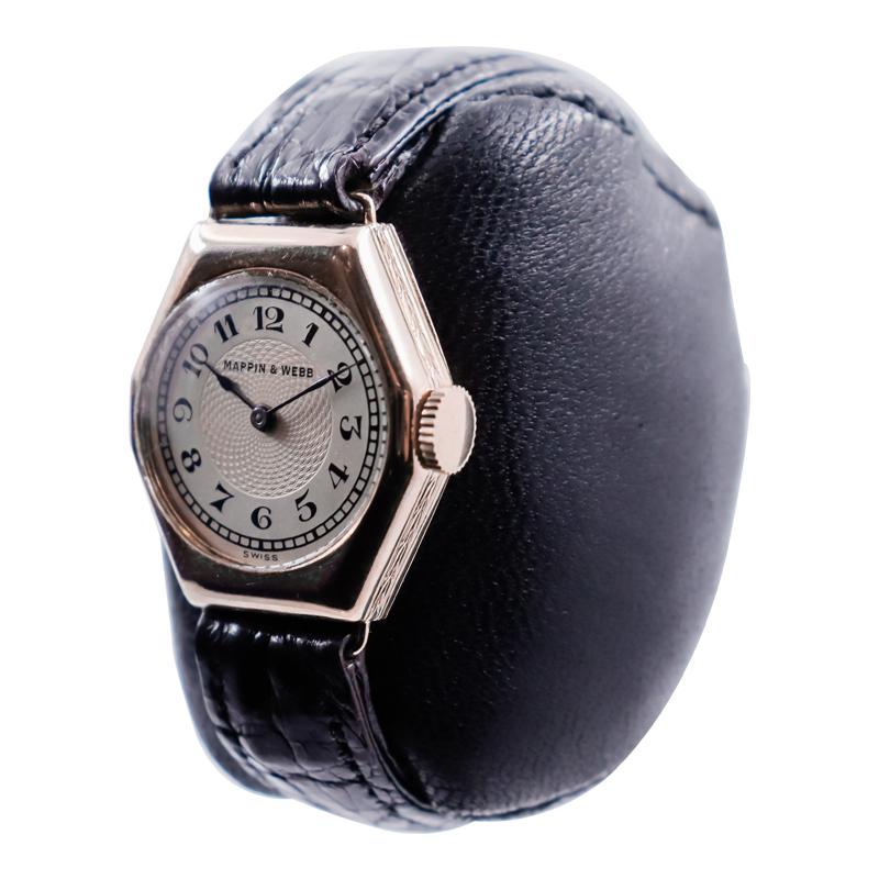 Mappin & Webb 9Ct. Solid Gold Watch with Breguet Engine Turned Dial 1922 Pour femmes en vente