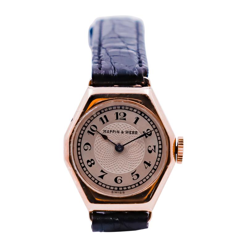 Mappin & Webb 9Ct. Solid Gold Watch with Breguet Engine Turned Dial 1922 en vente 2