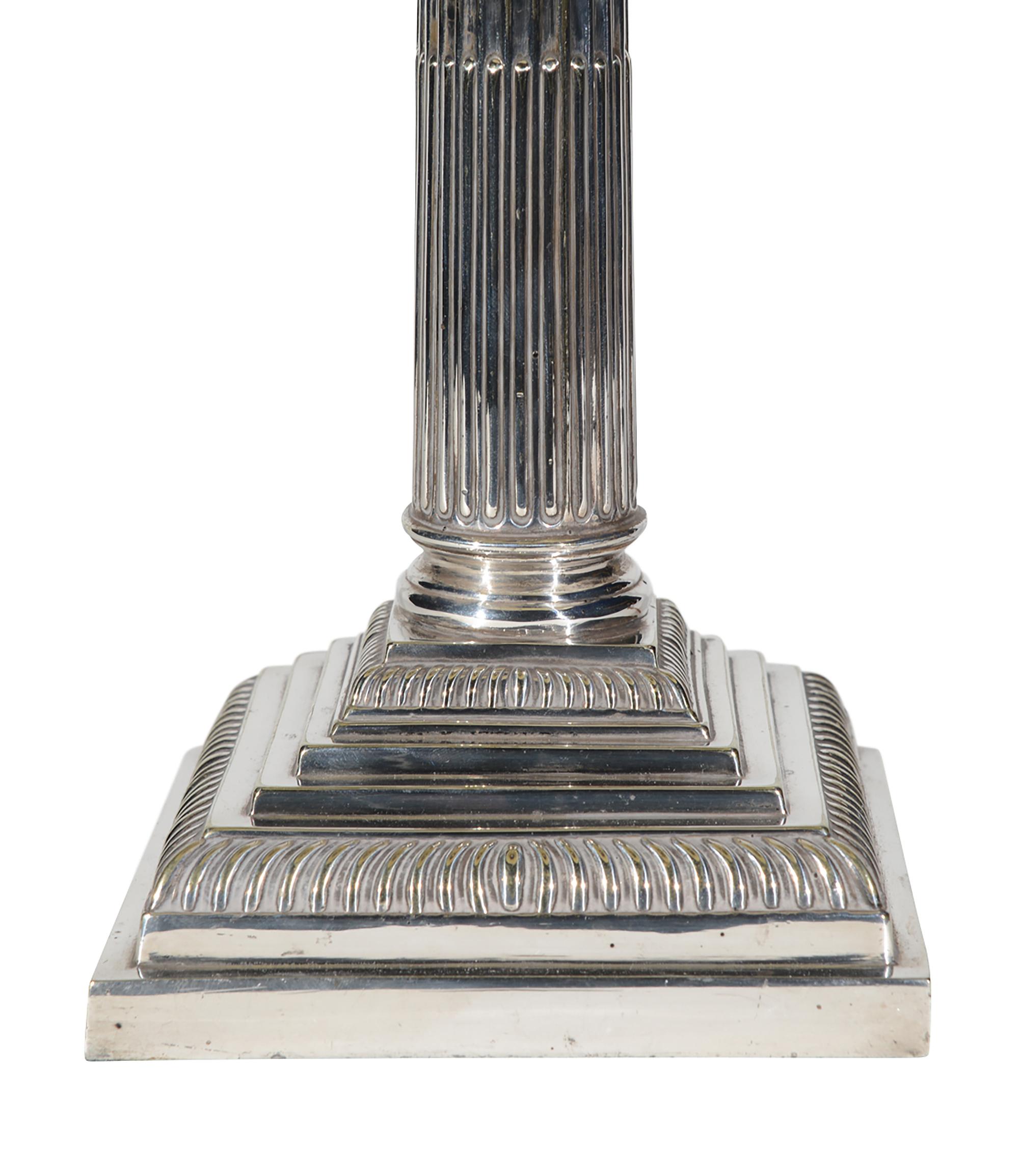 Lámpara de mesa inglesa antigua chapada en plata Mappin & Webb, principios del siglo XX en Bueno estado para la venta en London, GB