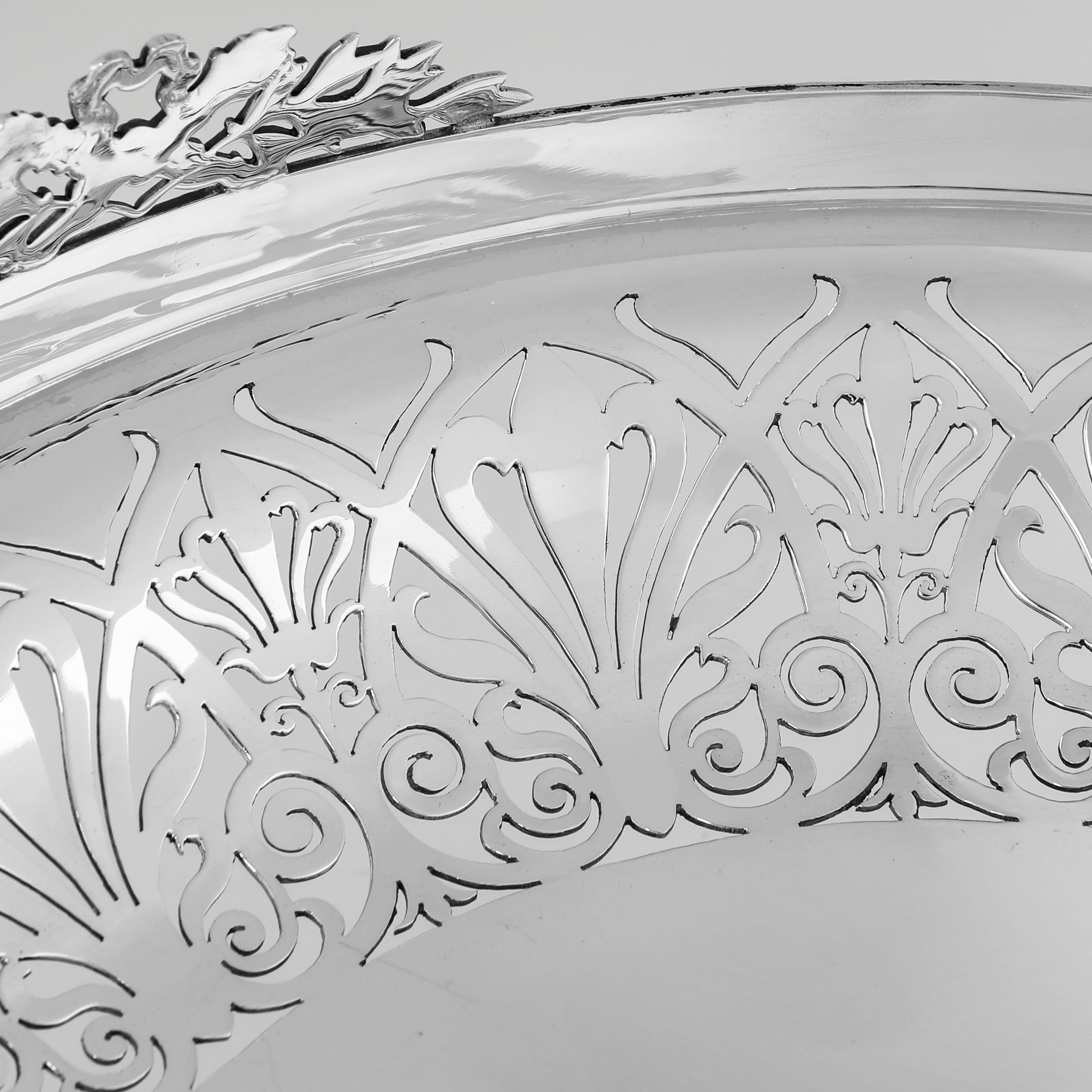 Mappin & Webb - antico piatto da centro in argento sterling del 1910 In condizioni buone in vendita a London, London