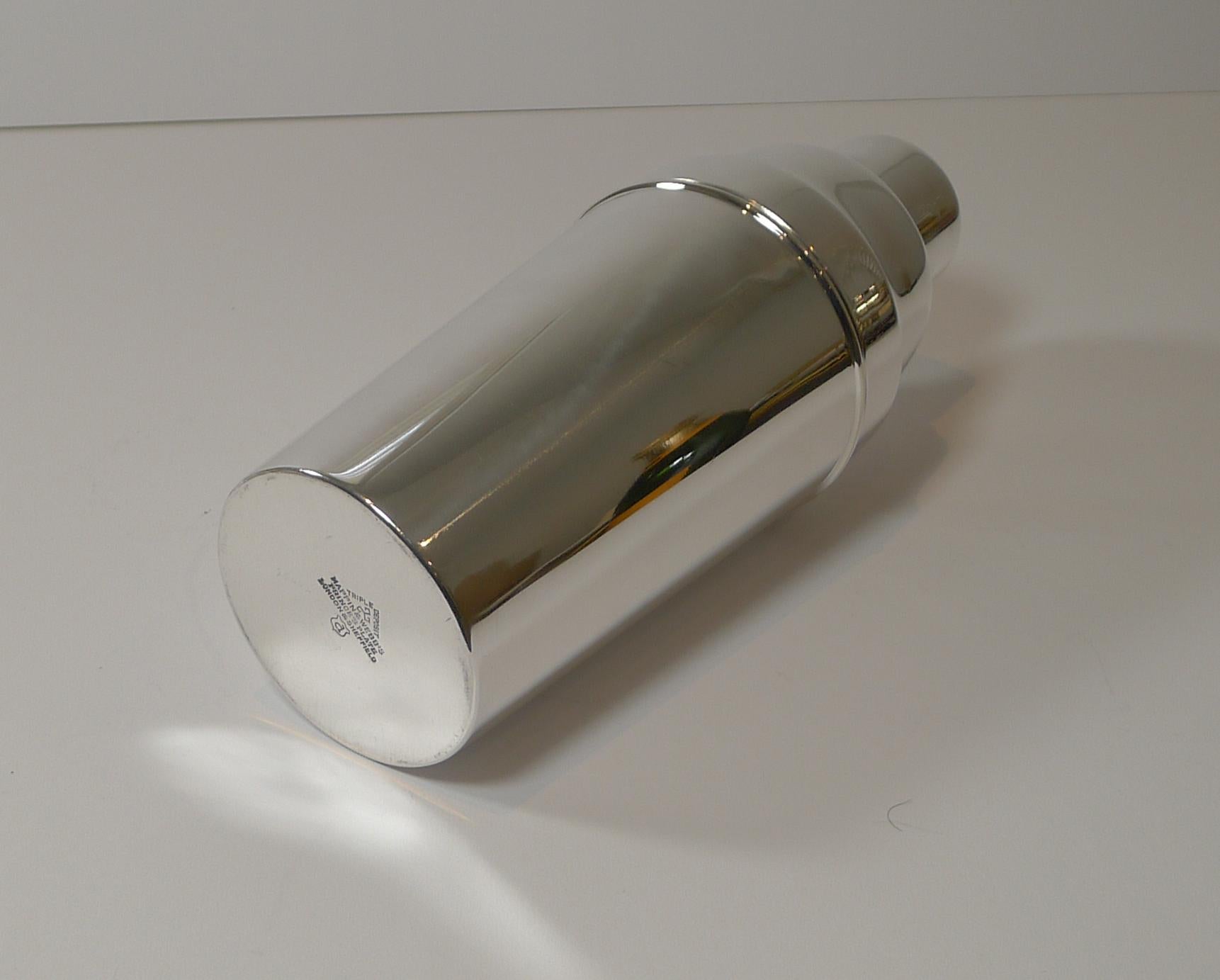 Mappin & Webb, Art Deco Silver Plated Cocktail Shaker c.1930's In Good Condition In Bath, GB