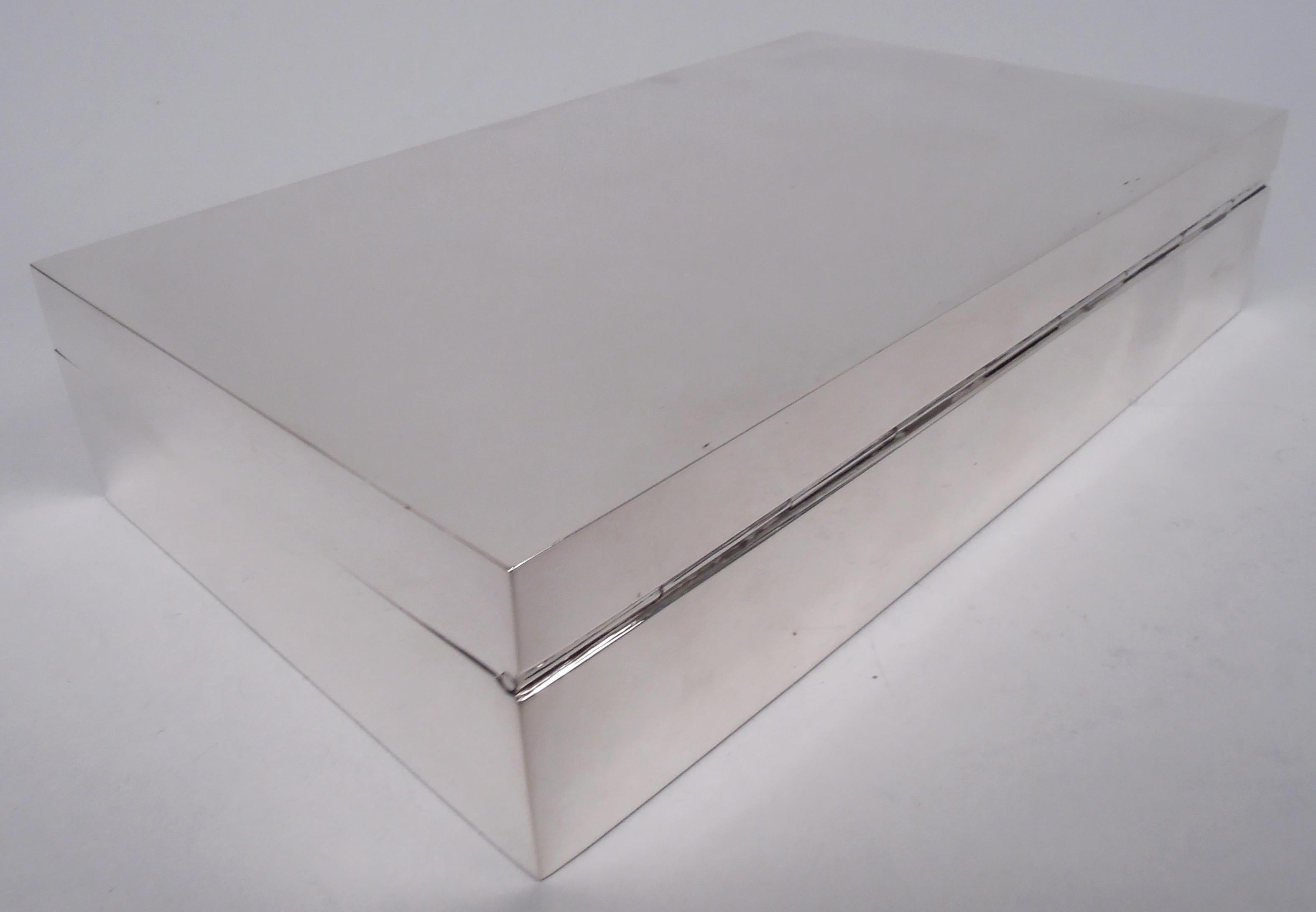 Mappin & Webb English Modern Sterling Silver Box, 1965 For Sale 1