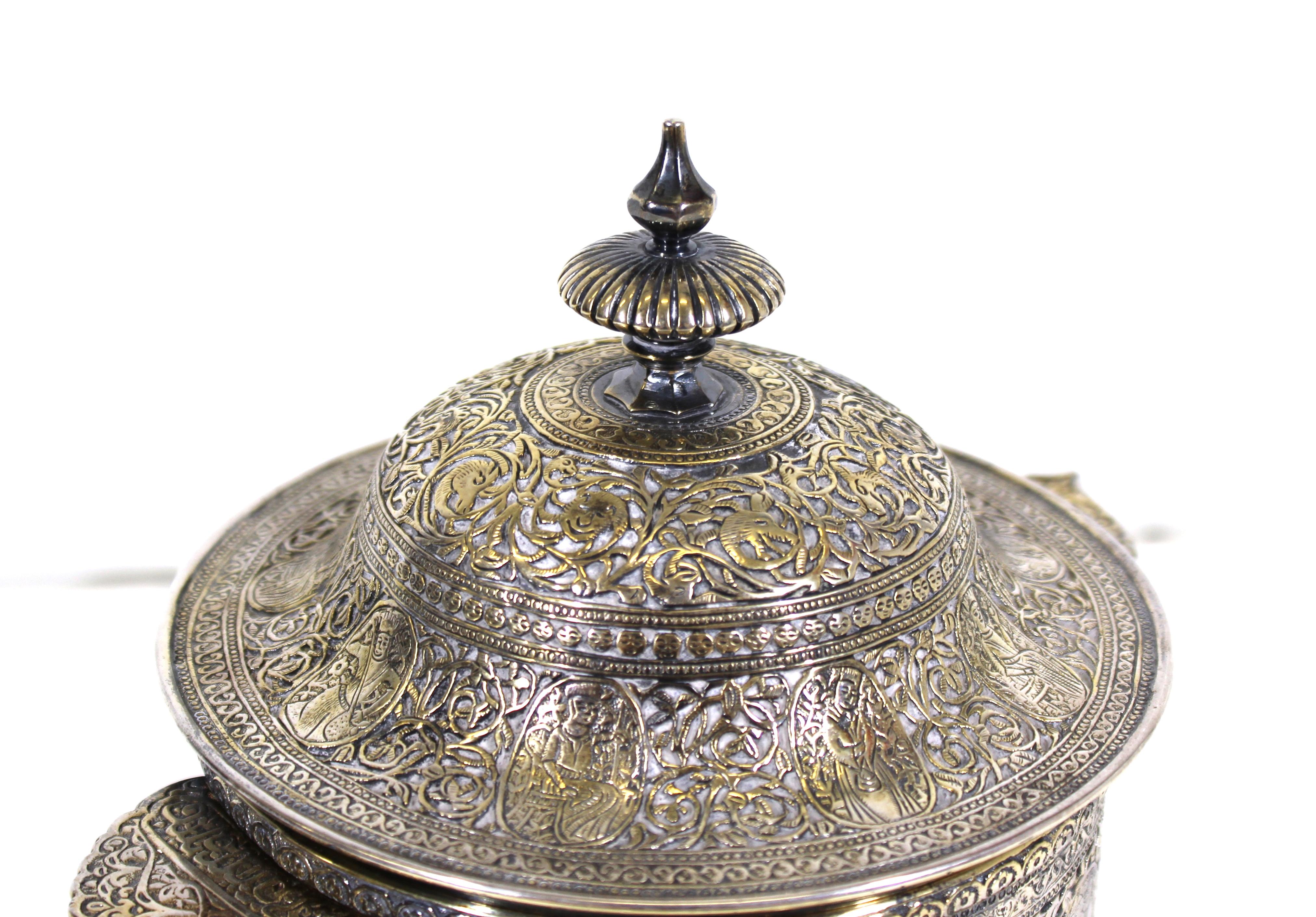 Anglo-Indian Mappin & Webb Qajar Style Silver Plated Biscuit Box For Sale