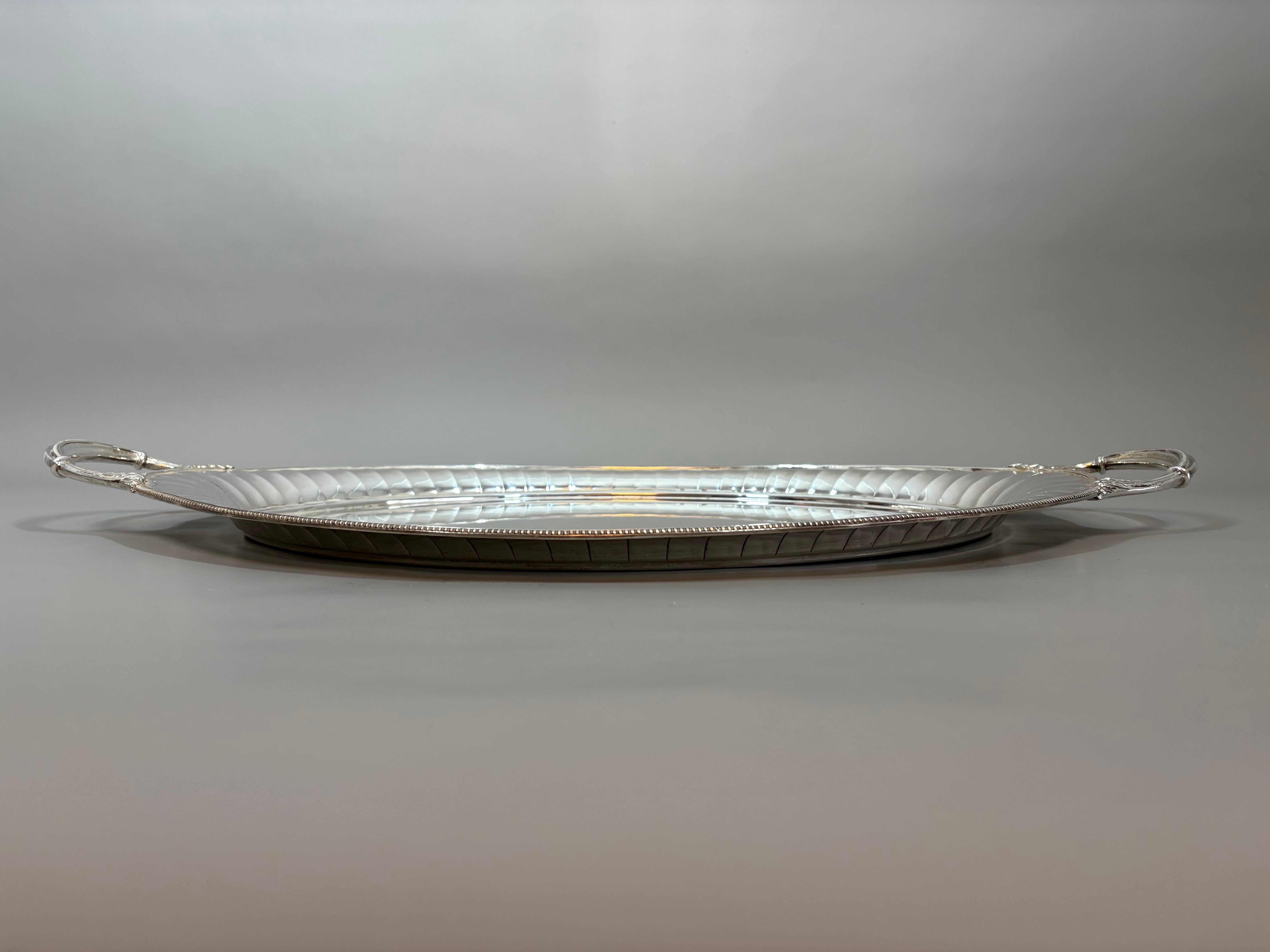 Plateau en métal argenté de Mappin & Webb en vente 2