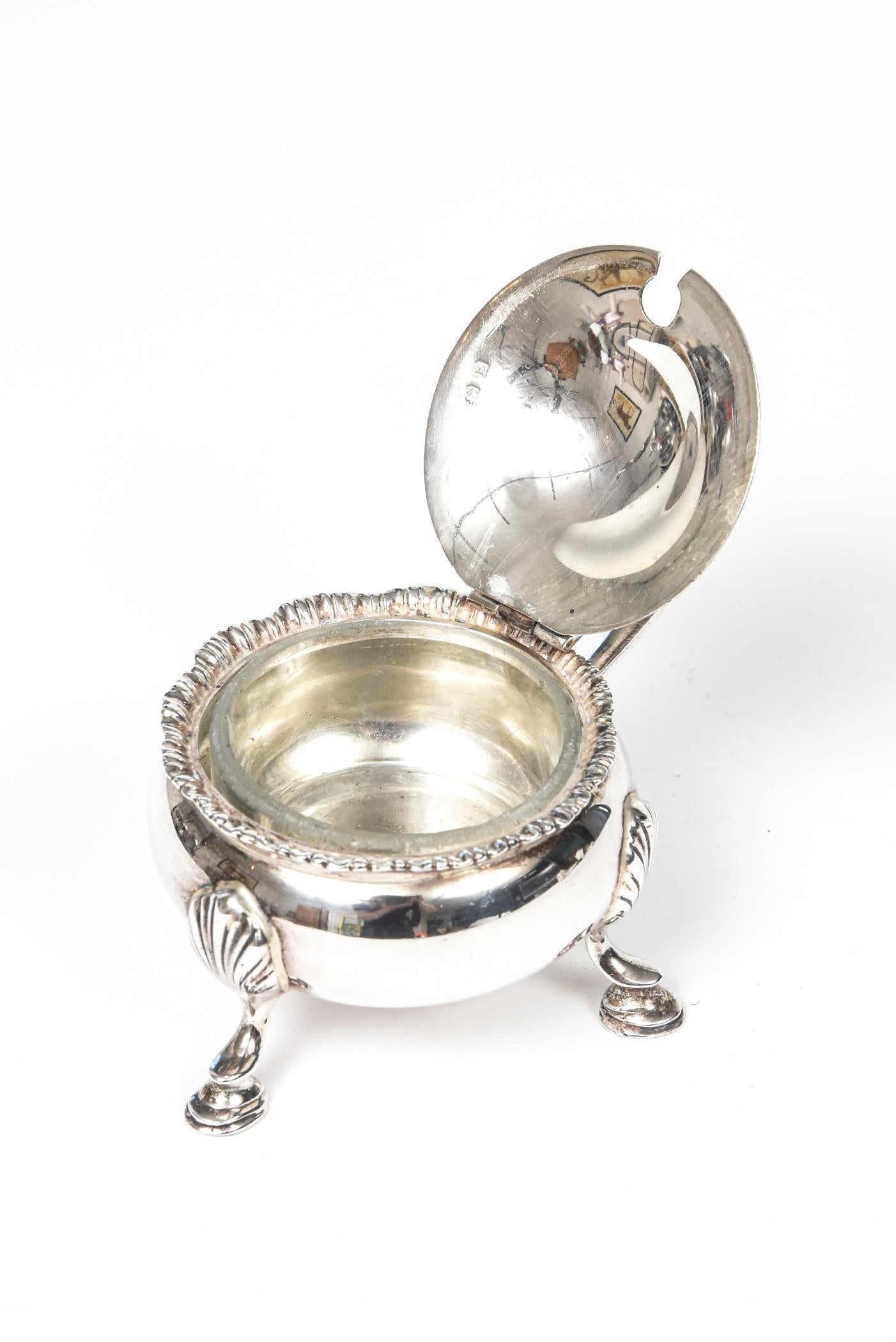 Metalwork Mappin & Webb Sterling Silver Footed Mustard Pot with Glass Liner, Circa 1929 For Sale