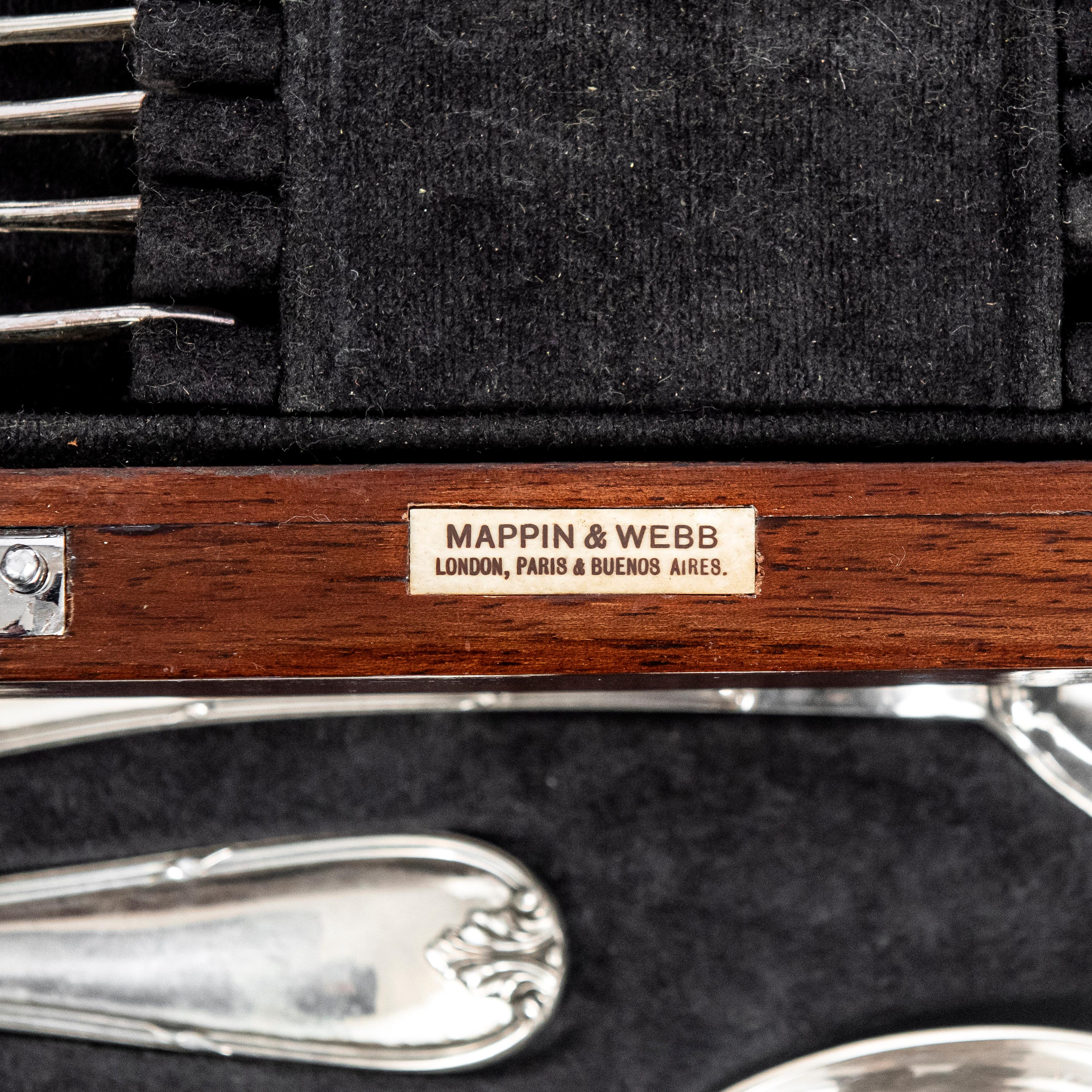Plaqué argent Ensemble de couverts Mappin & Webb pour 12 personnes. Angleterre, début du XXe siècle en vente