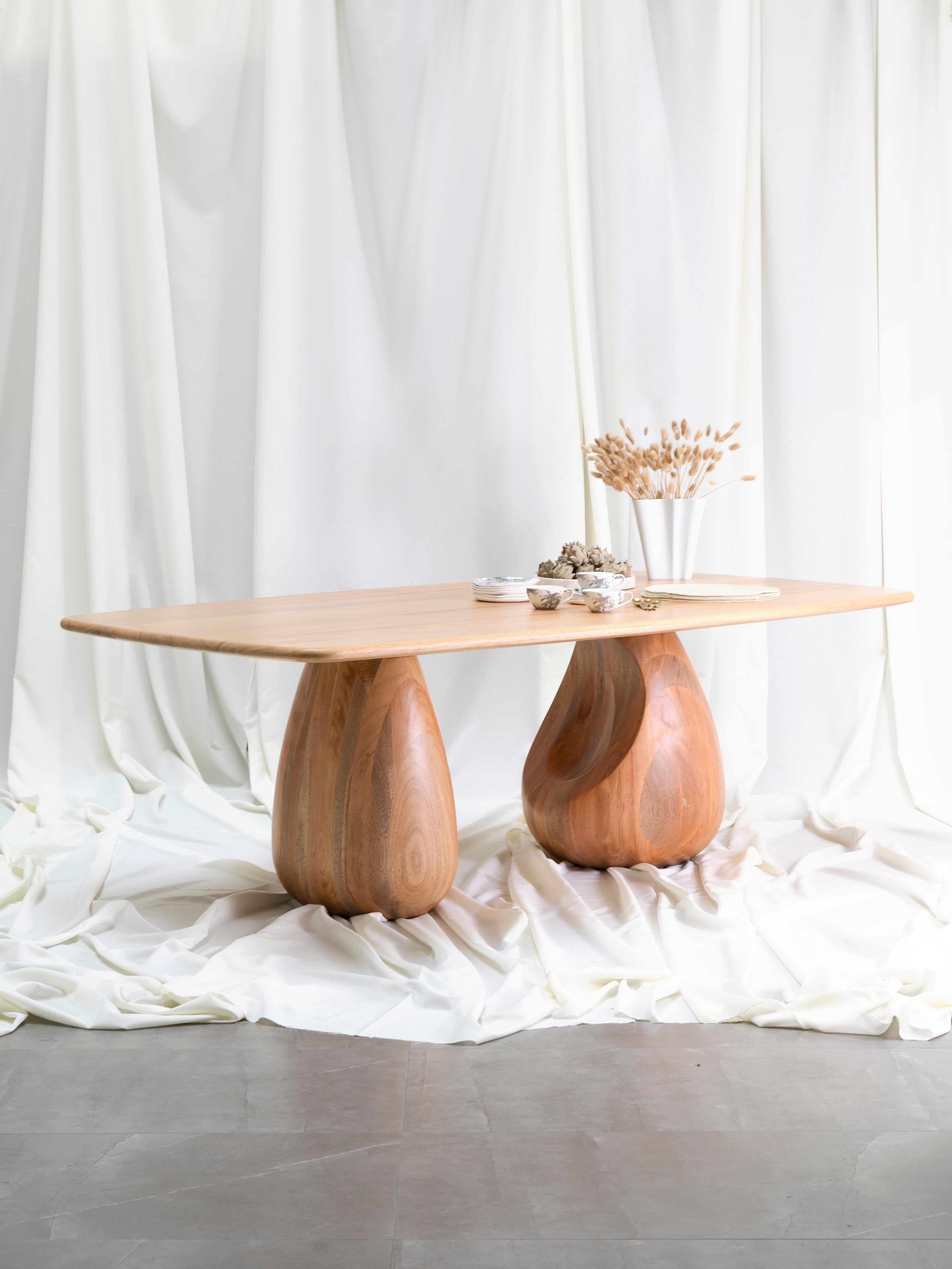 Postmoderne Table de salle à manger Laluz en vente