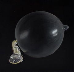 Pintura al óleo pop contemporánea - Condón inflado como burbuja negra sobre lienzo oscuro
