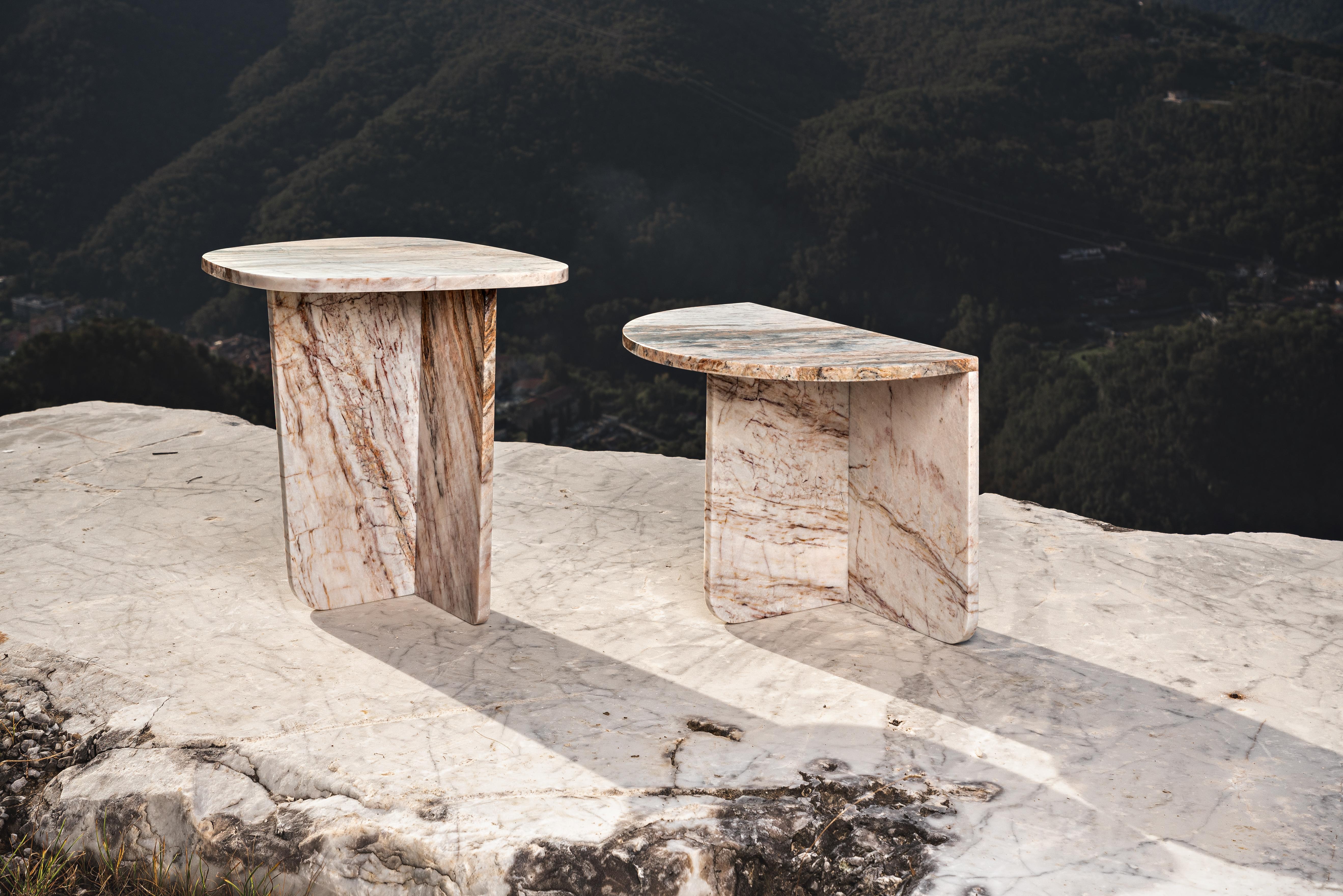 Mara Marble Side Table by Edition Club In New Condition For Sale In Geneve, CH