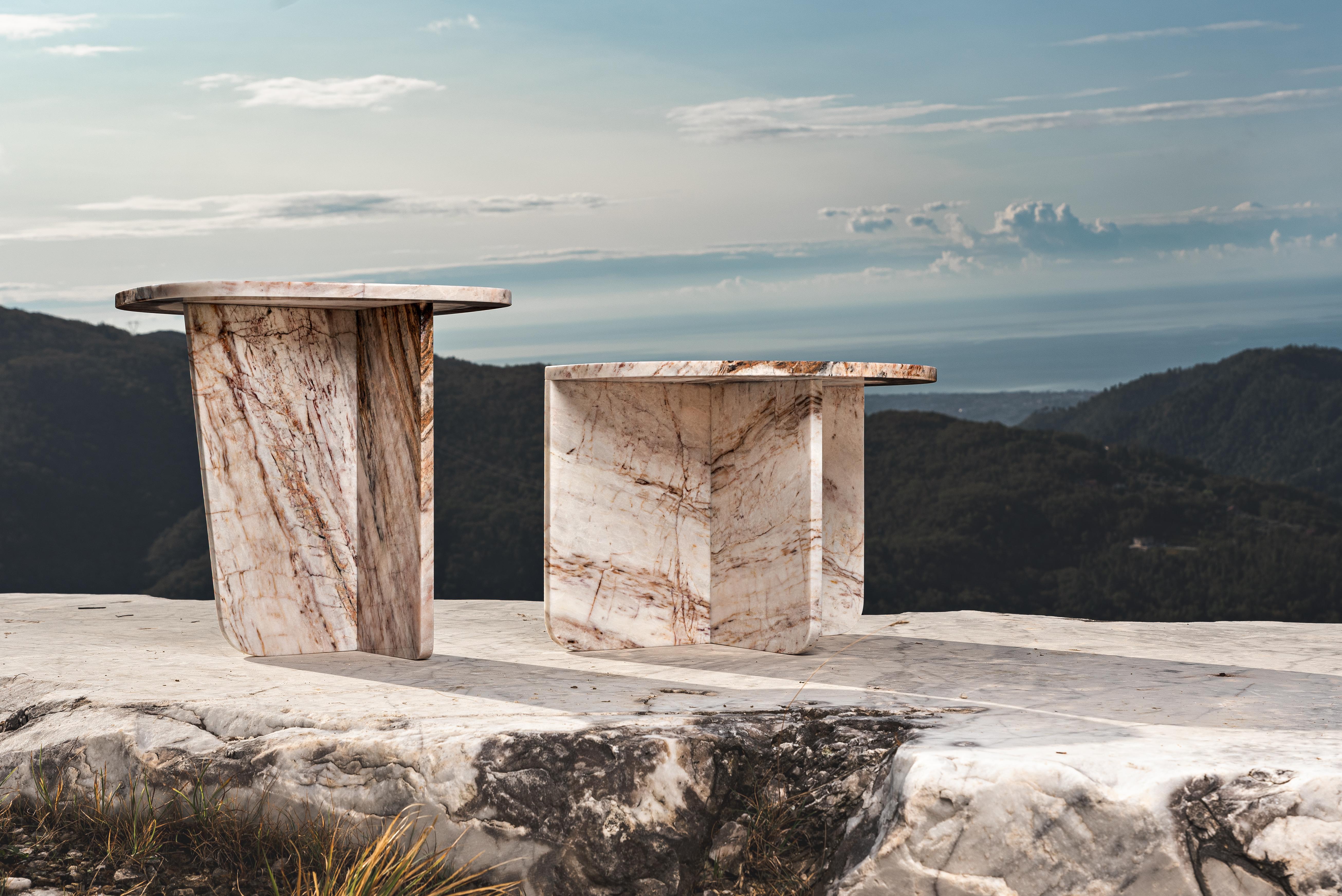 Mara Marble Side Table by Edition Club In New Condition In Geneve, CH