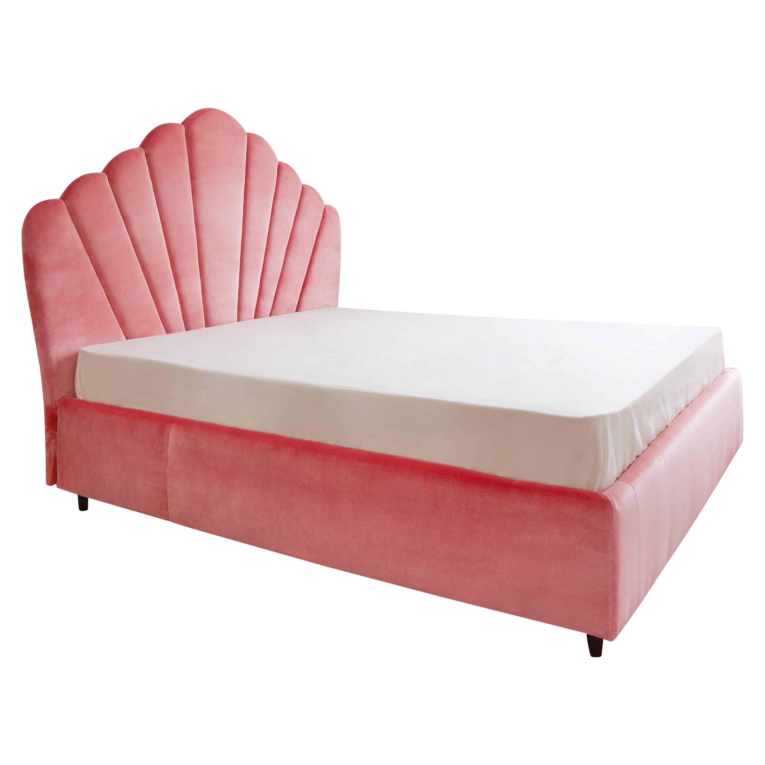 Mara Shell-Shaped Bed by Ilaria Ferraro For Sale