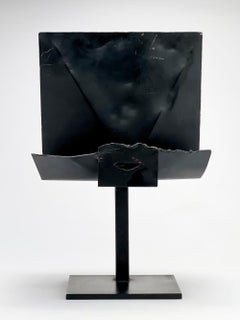 1982 Escultura de metal argentina "Serie De Los Sobres" Maria Simon