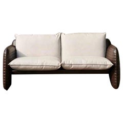 Mara Sofa in schokoladenbraun von Lorenza Bozzoli