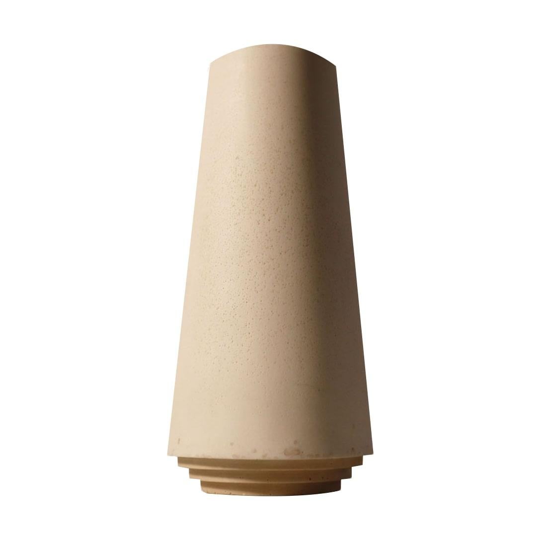 Maracas Beige Cubist Early-20th-Century Avant-garde Style Vase In New Condition In London, GB