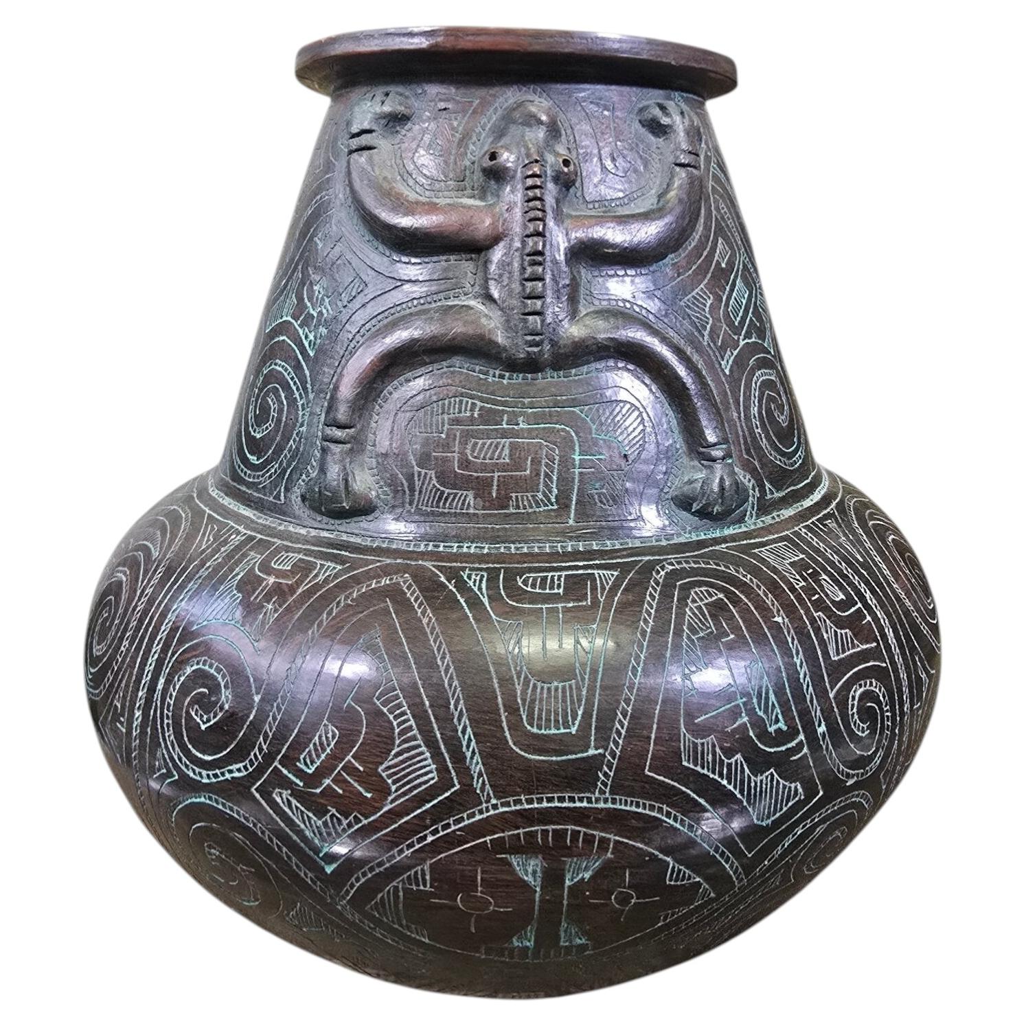 Marajoara Style Terracotta Vessel, 20th Century For Sale
