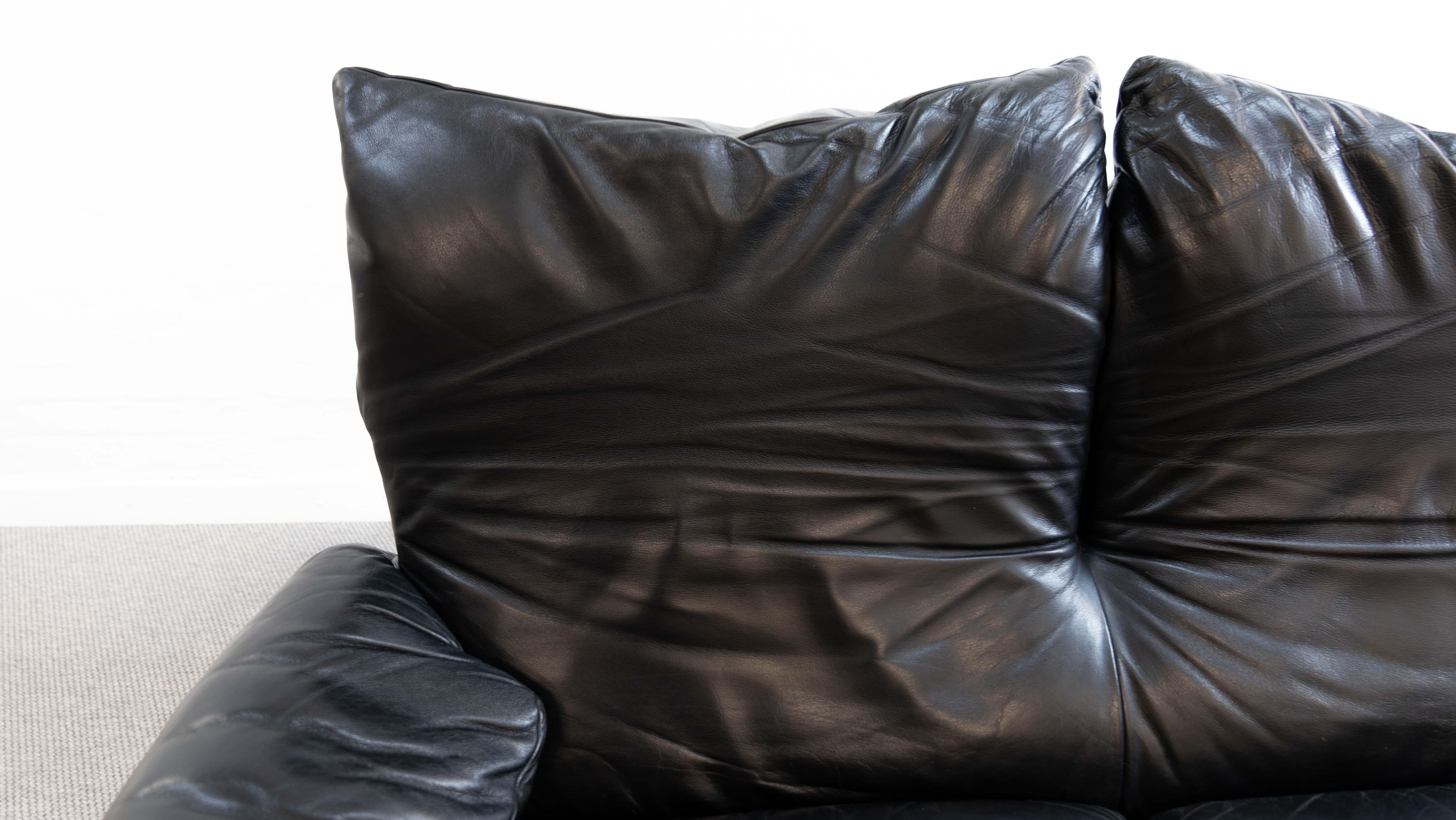 Maralunga 2-Seat Sofa in Black Leather by Vico Magistretti for Cassina, Italy 6