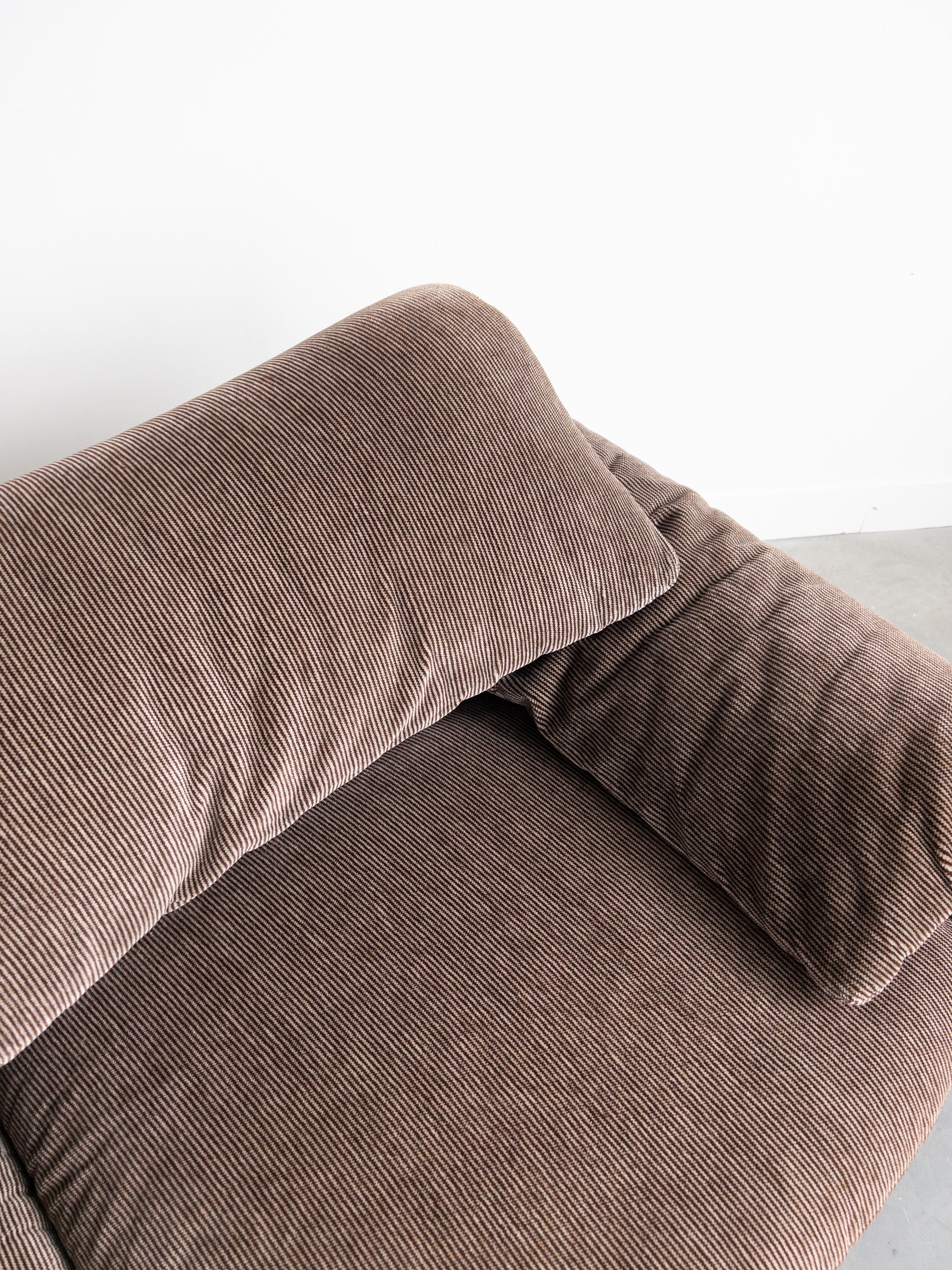 italien Canapé 2 places de Vico Magistretti pour Cassina en vente