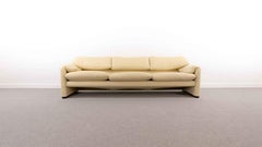 Maralunga 3-Seat Sofa by Vico Magistretti for Cassina in Beige Fabric