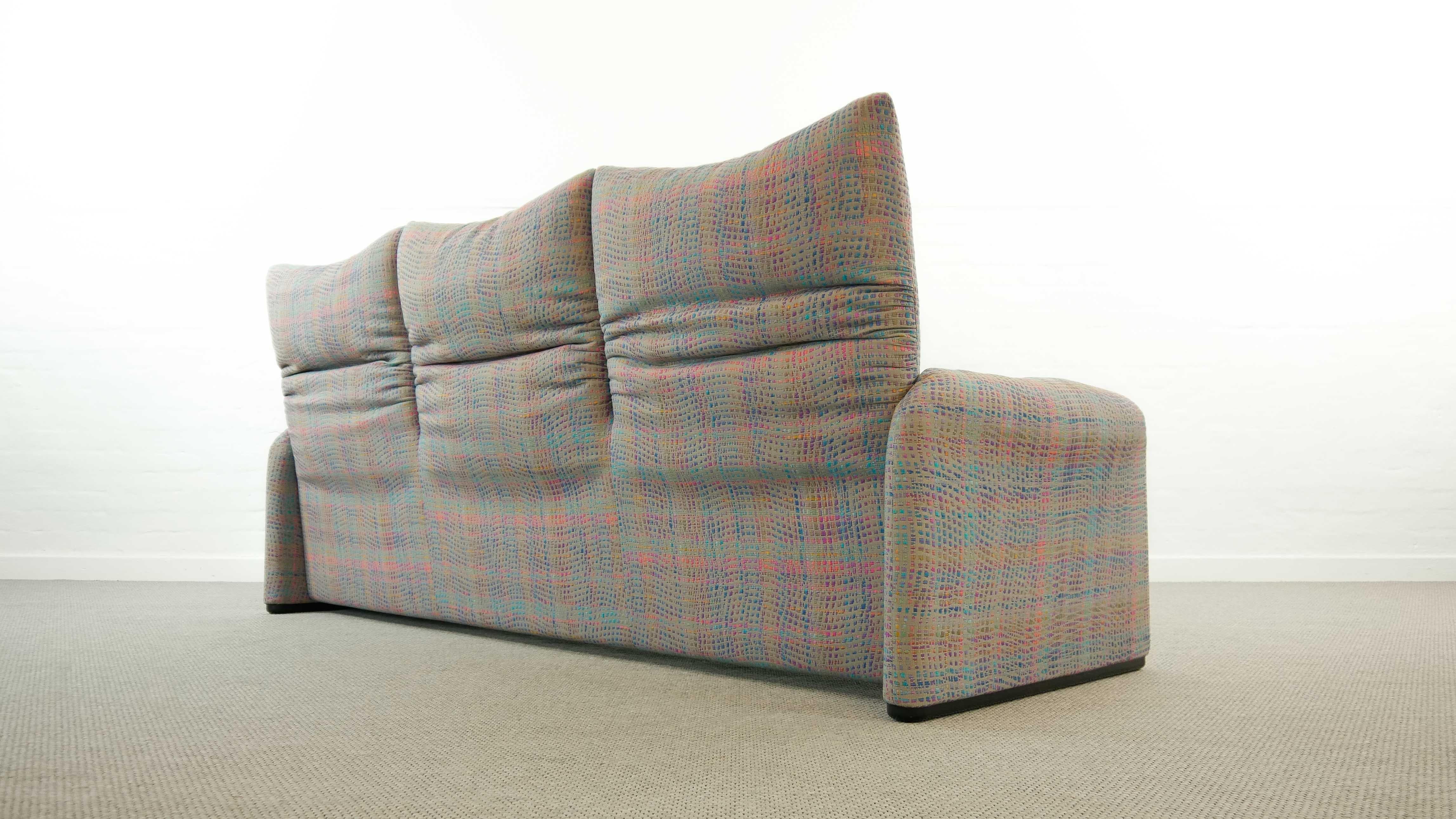 Maralunga 3-Seat Sofa by Vico Magistretti for Cassina in Grey-Multicolore Fabric 2