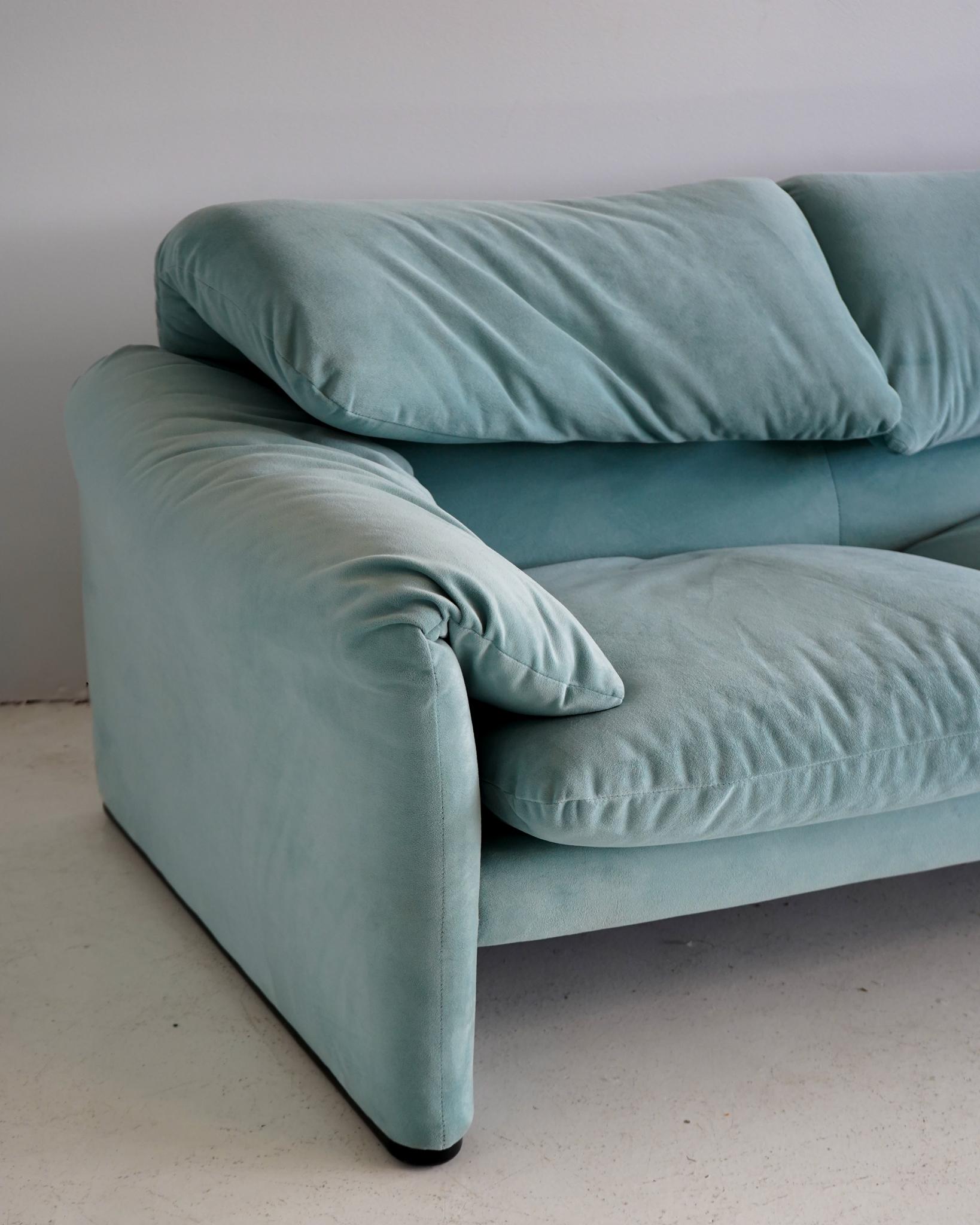 Late 20th Century Maralunga 3 seat sofa, Vico Magistretti for Cassina, 1970s