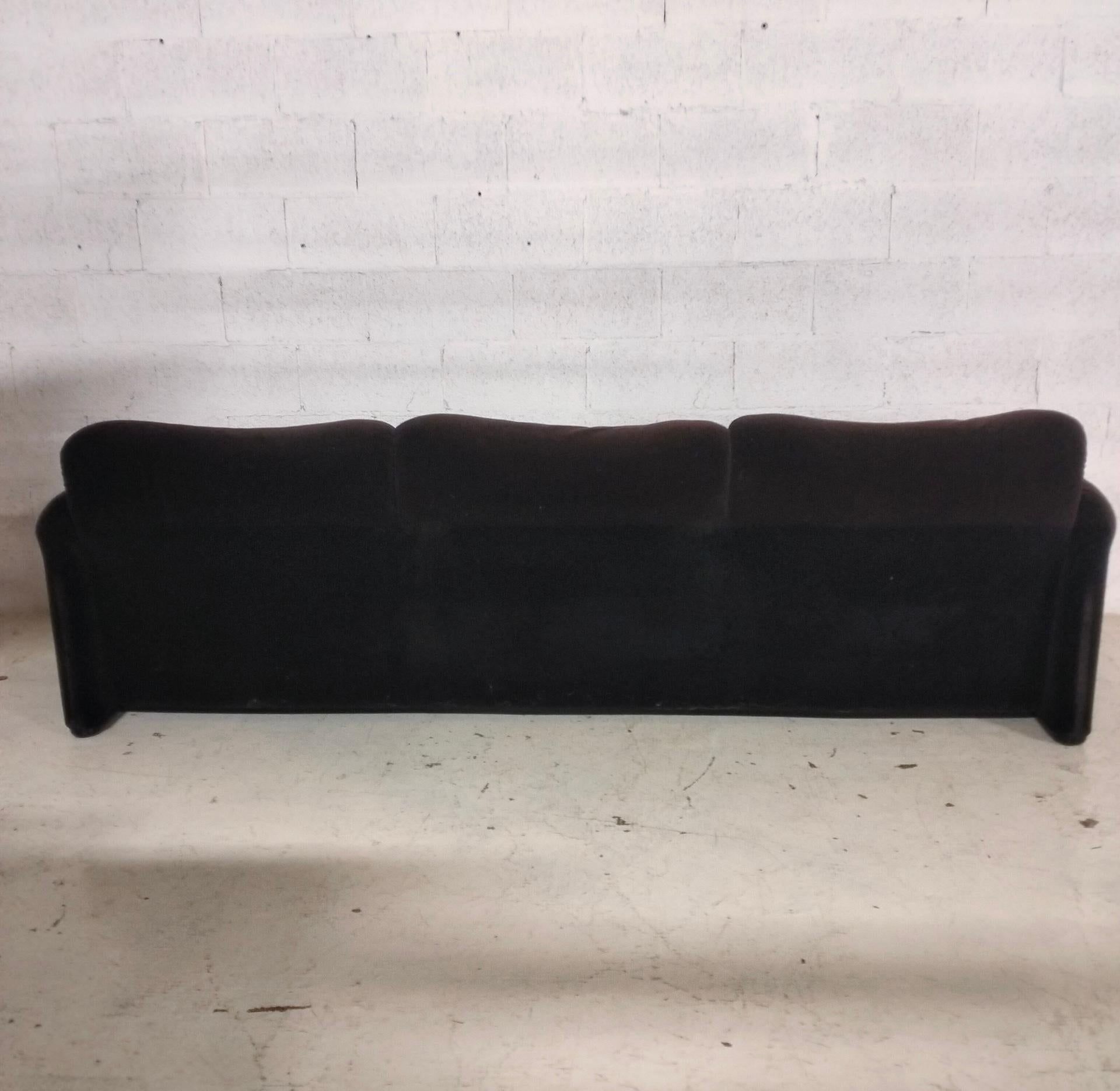 Maralunga 3 seater velvet sofa by Vico Magistretti for Cassina 60s, 70s im Angebot 5