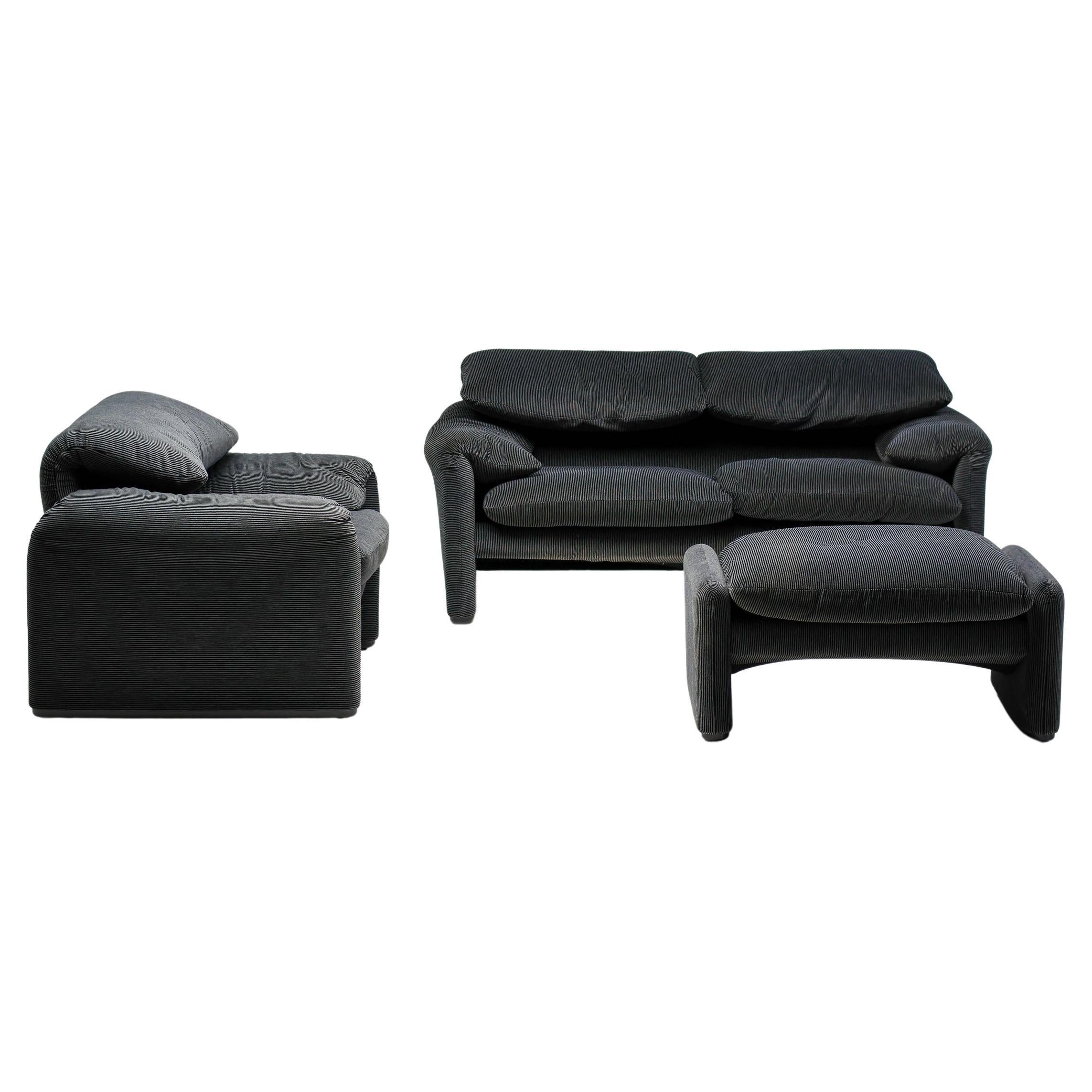 Maralunga 675 Sofa, Armchair and Ottoman by Vico Magistretti for Cassina For Sale