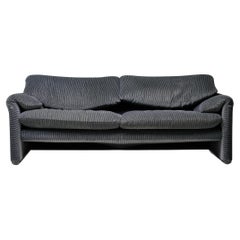 Maralunga 675 Sofa by Vico Magistretti for Cassina