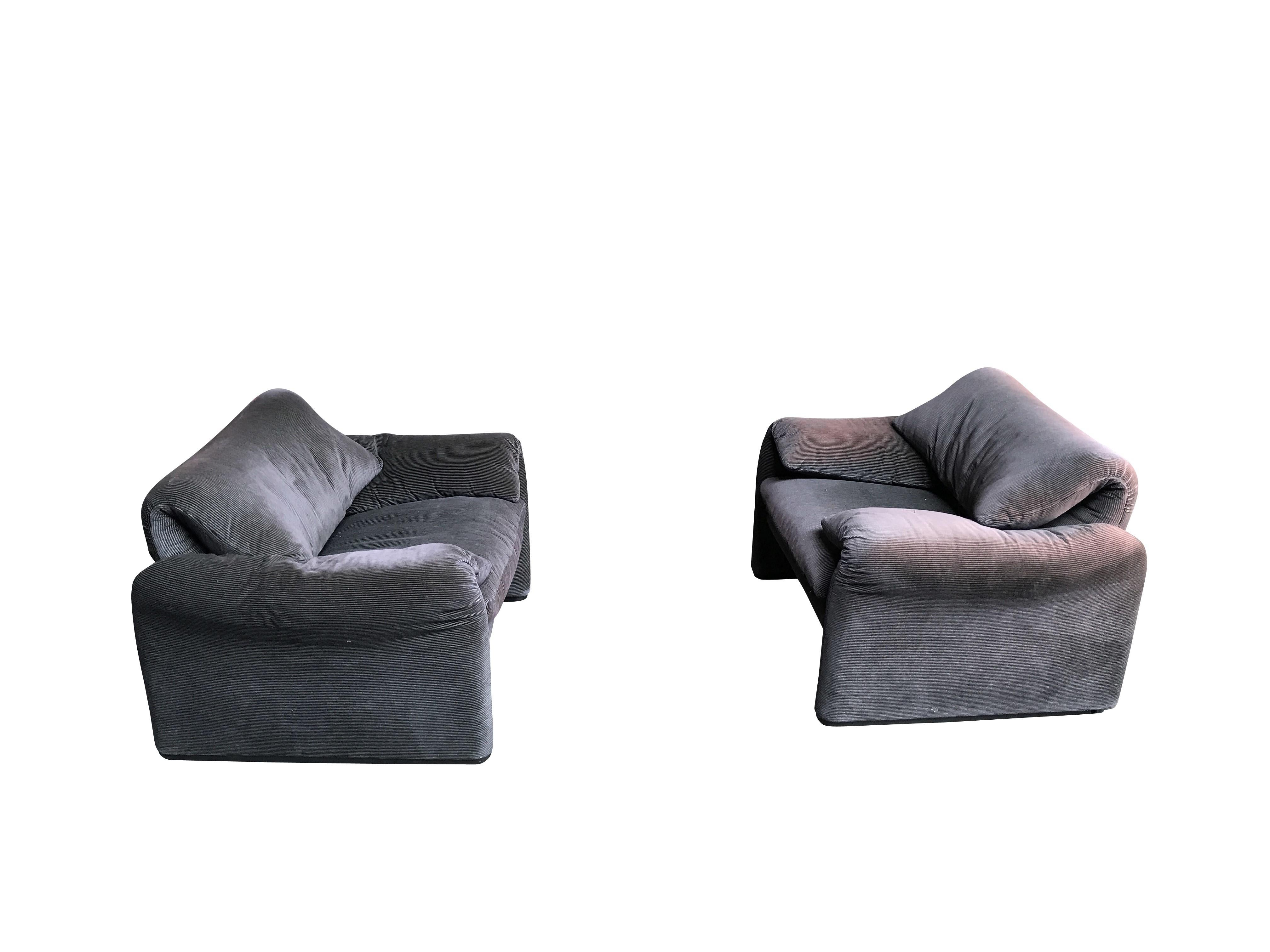 Mid-Century Modern Maralunga Armchairs by Vico Magistretti for Cassina, 1973, Set of Two