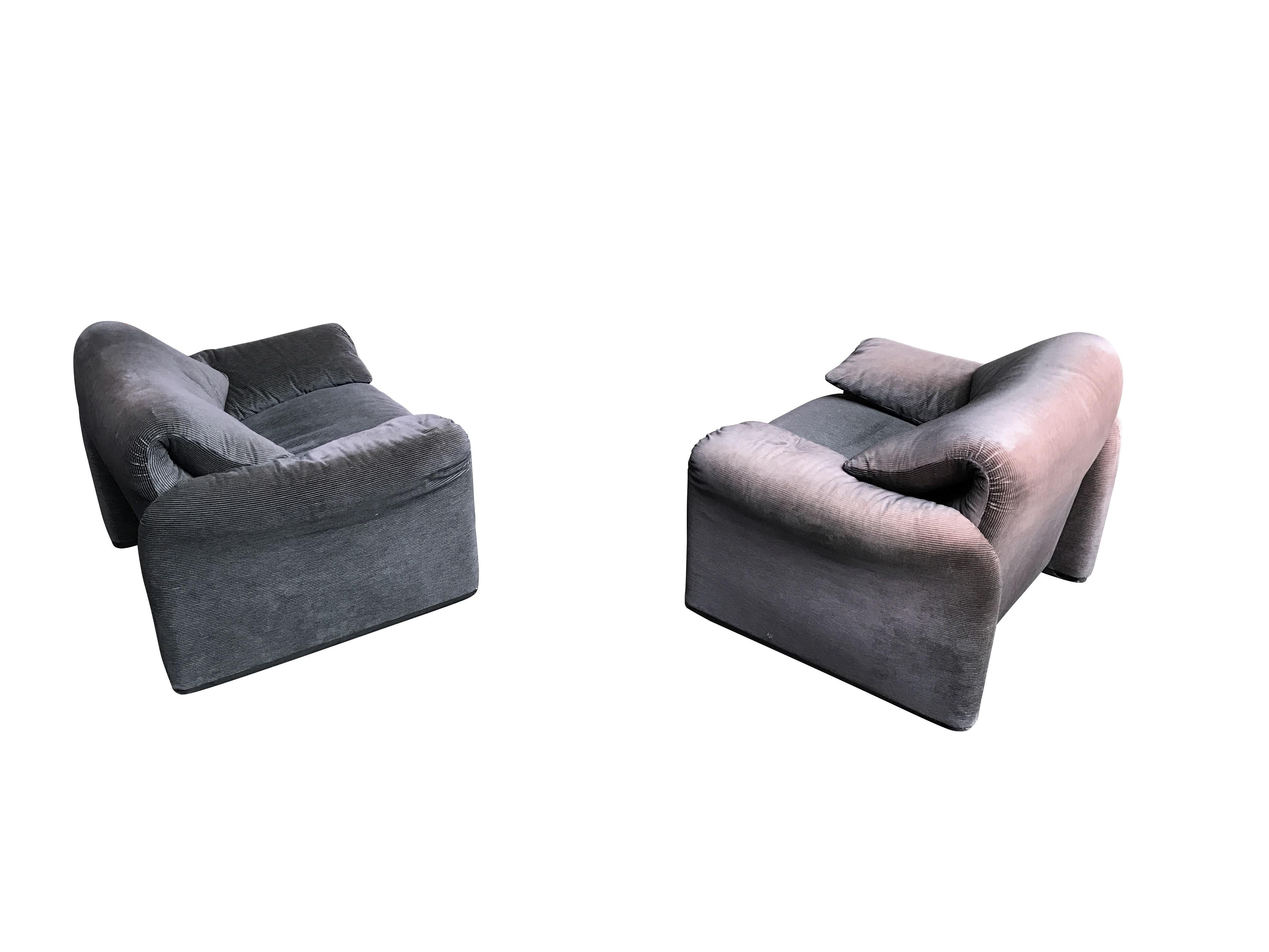 Italian Maralunga Armchairs by Vico Magistretti for Cassina, 1973, Set of Two