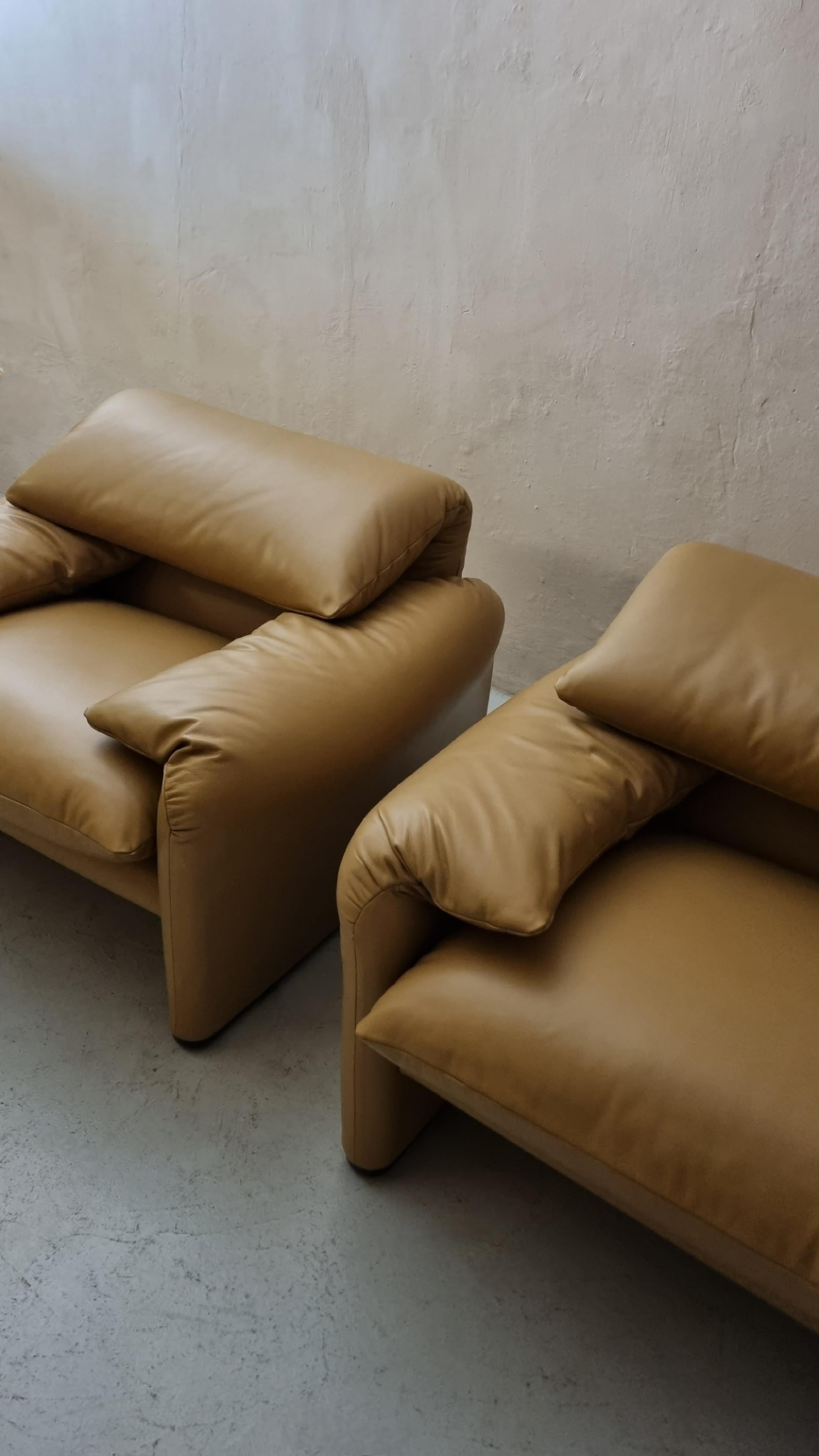 Poltrone Maralunga disegnate da Vico Magistretti per Cassina, 1973 In condizioni ottime in vendita a Arezzo, Italy