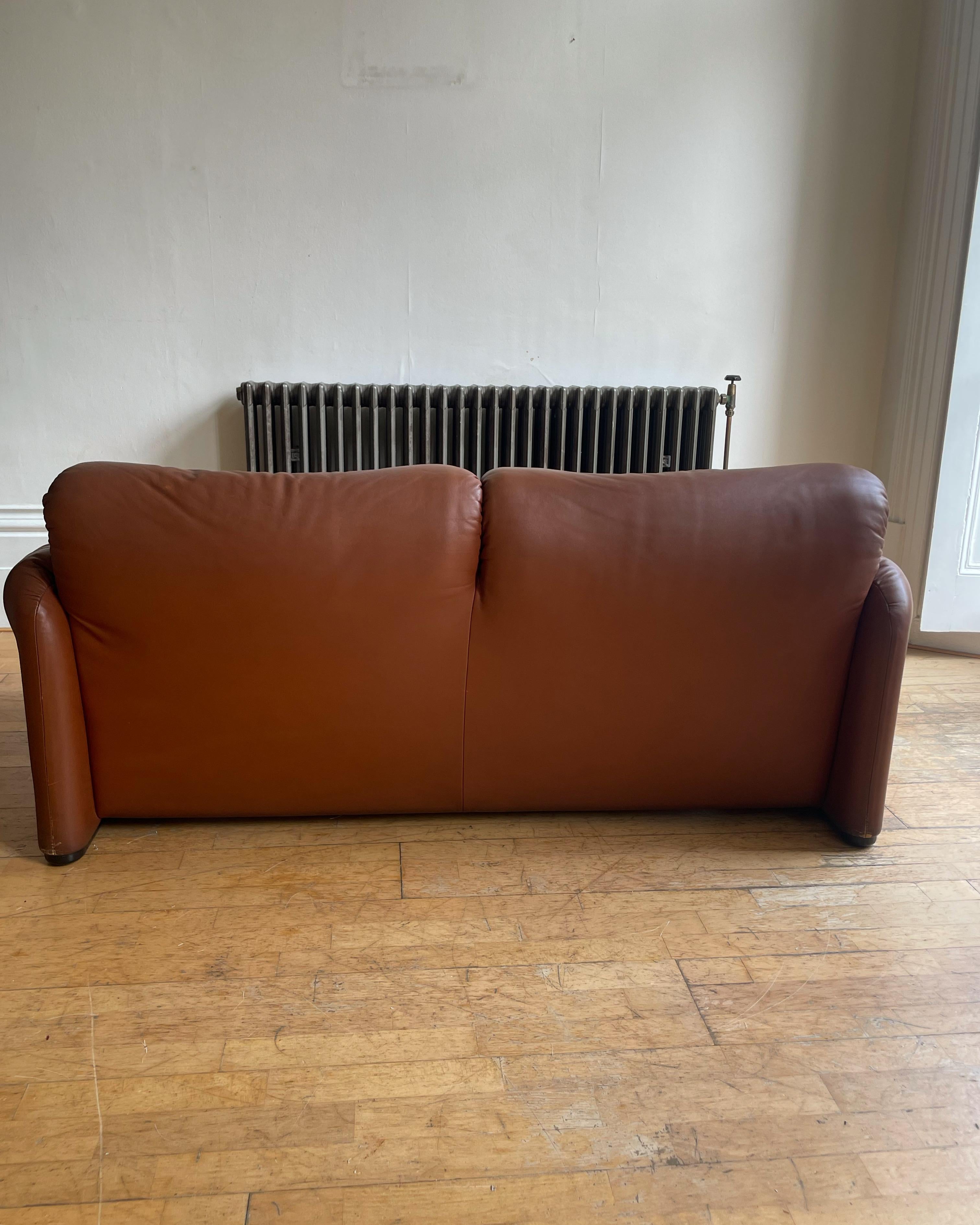 Maralunga Brown Leather Two Seater Sofa by Vico Magistretti, Vintage 2