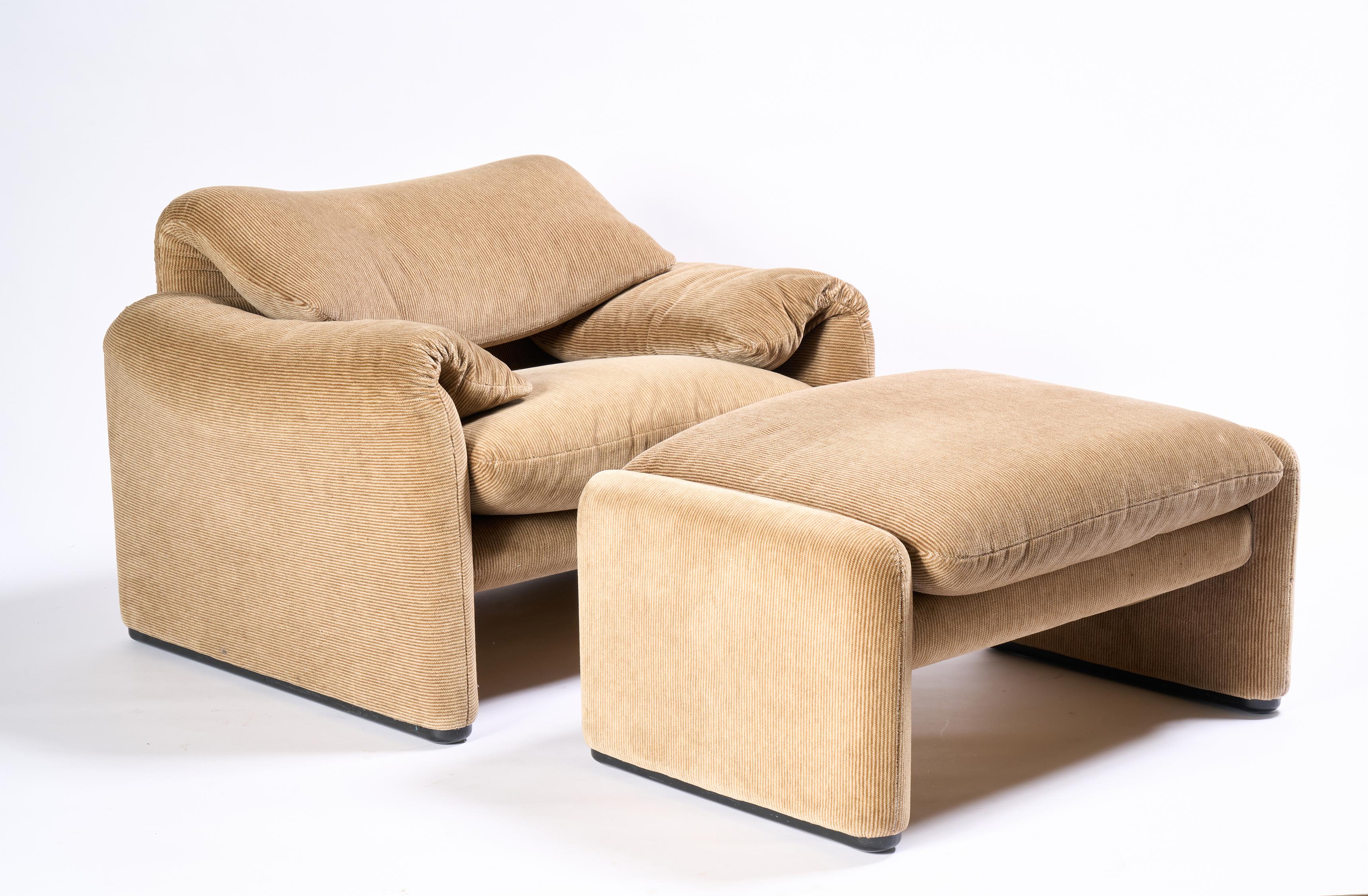 Maralunga Stuhl und Ottomane von Vico Magistretti für Cassina im Angebot 4