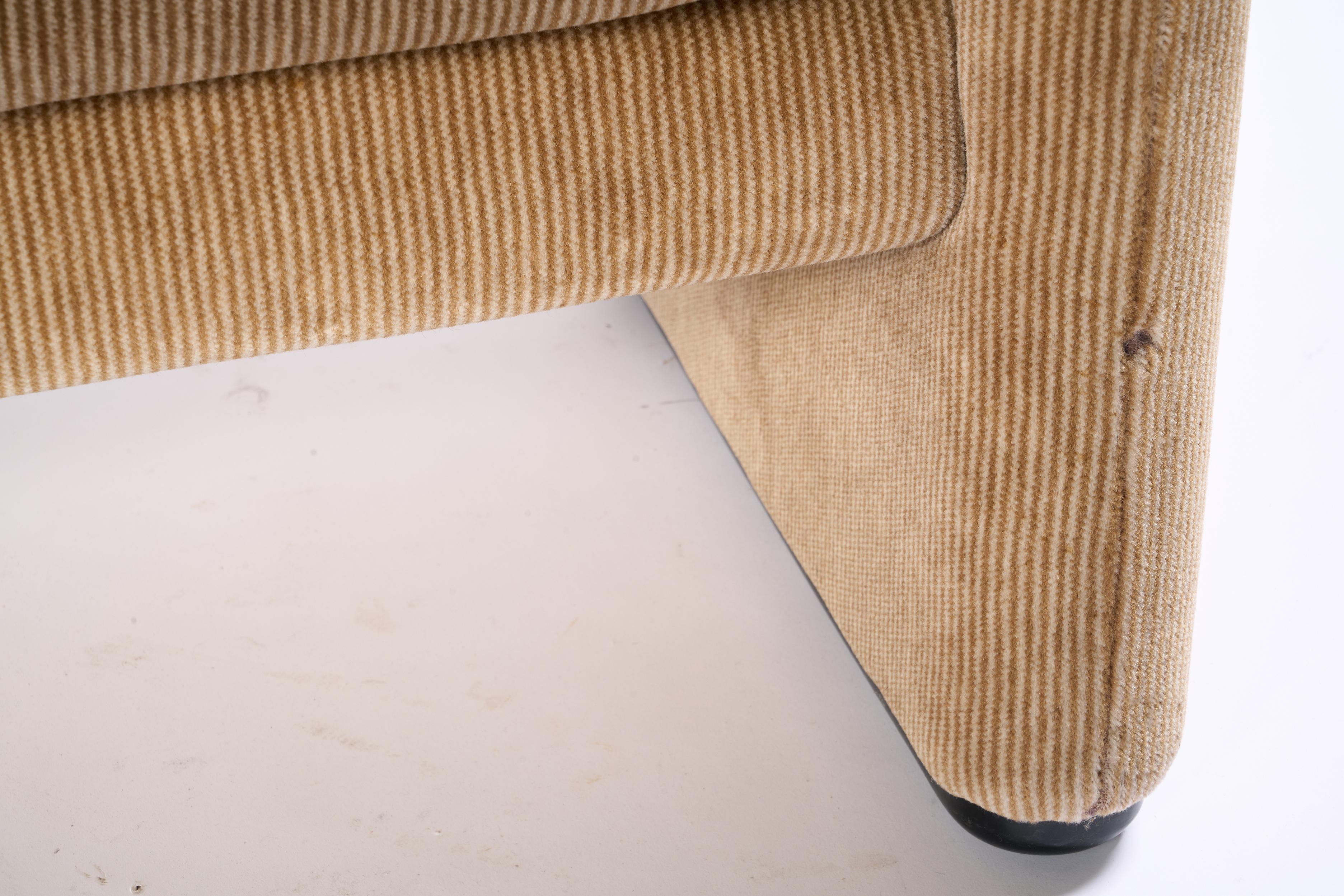 Maralunga Stuhl und Ottomane von Vico Magistretti für Cassina im Angebot 2