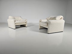 Maralunga Chairs in cream boucle by Vico Magistretti for Cassina, 1970s