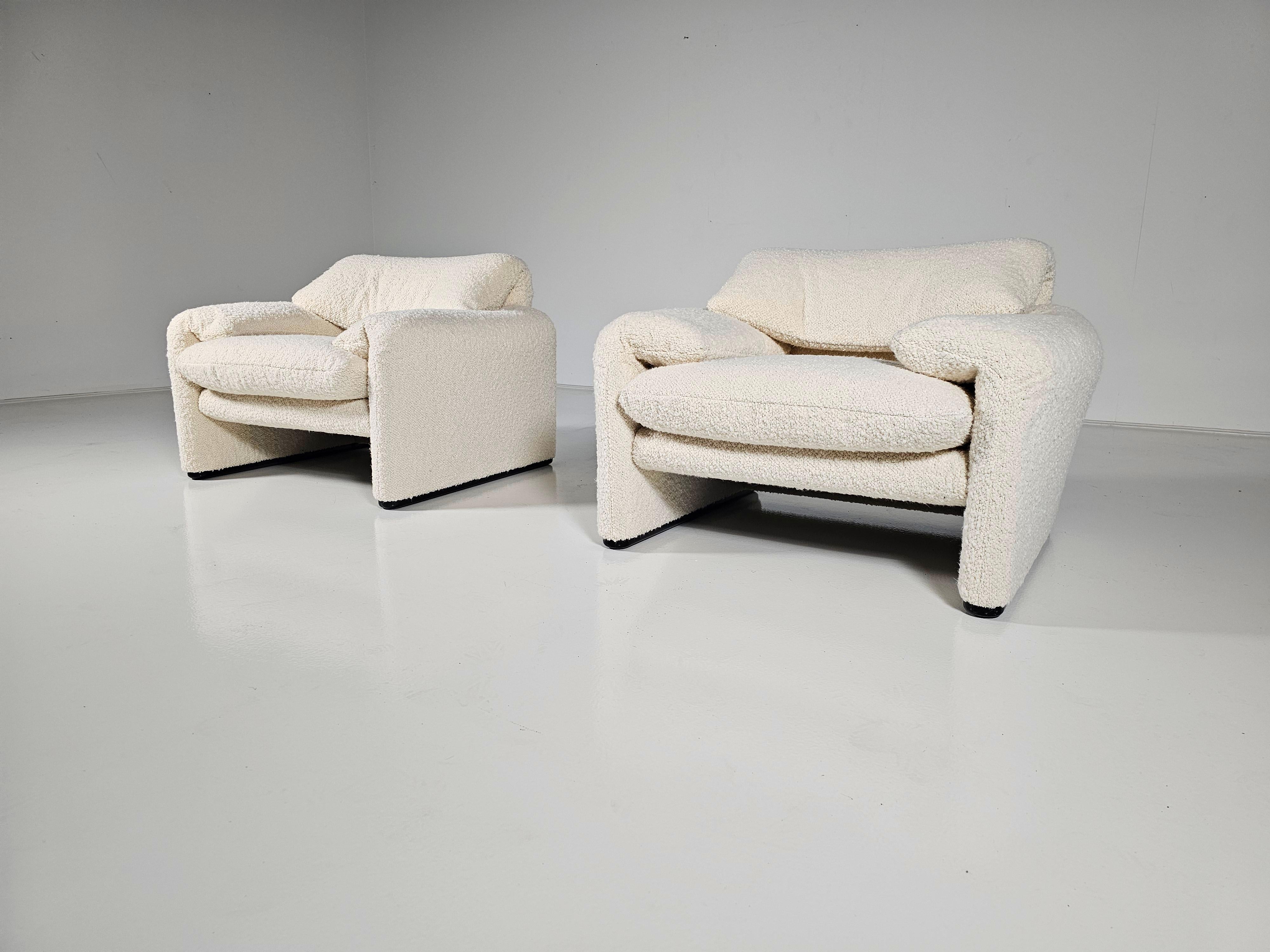 Bouclé Maralunga Chairs in cream boucle by Vico Magistretti for Cassina, 1970s