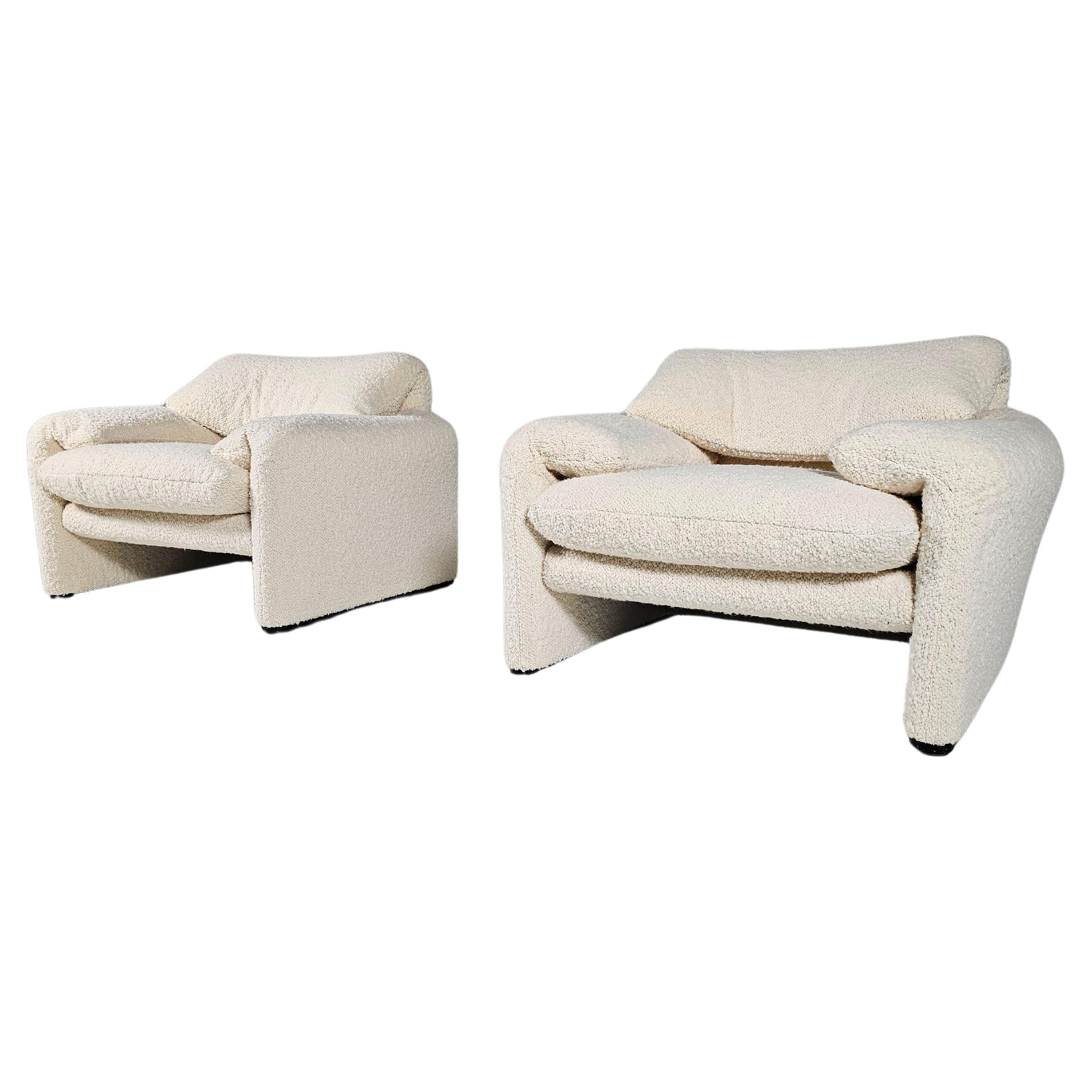 Maralunga Chairs in cream boucle by Vico Magistretti for Cassina, 1970s