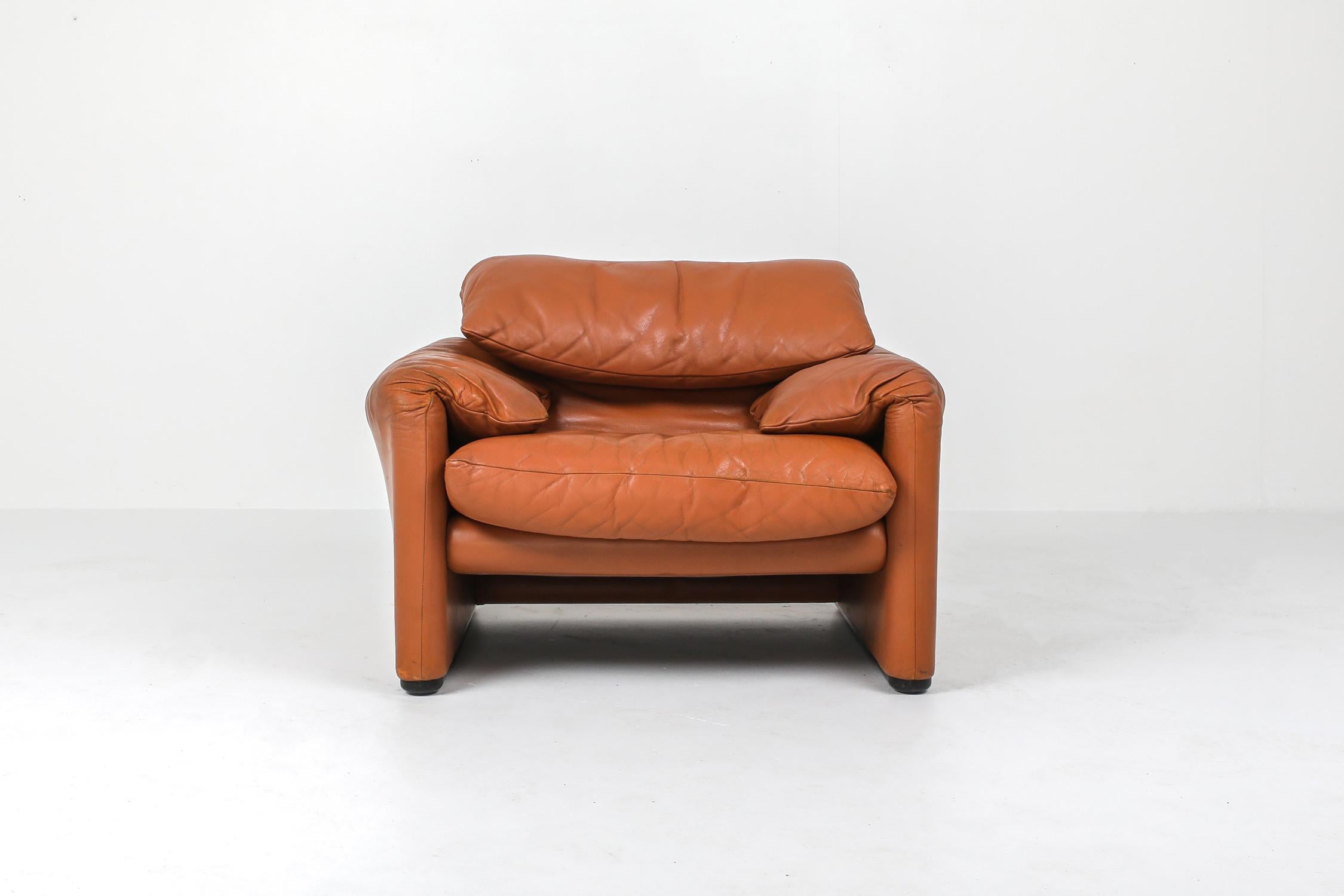 Maralunga Cognac Leather Club Chairs by Vico Magistretti for Cassina, 1974 3