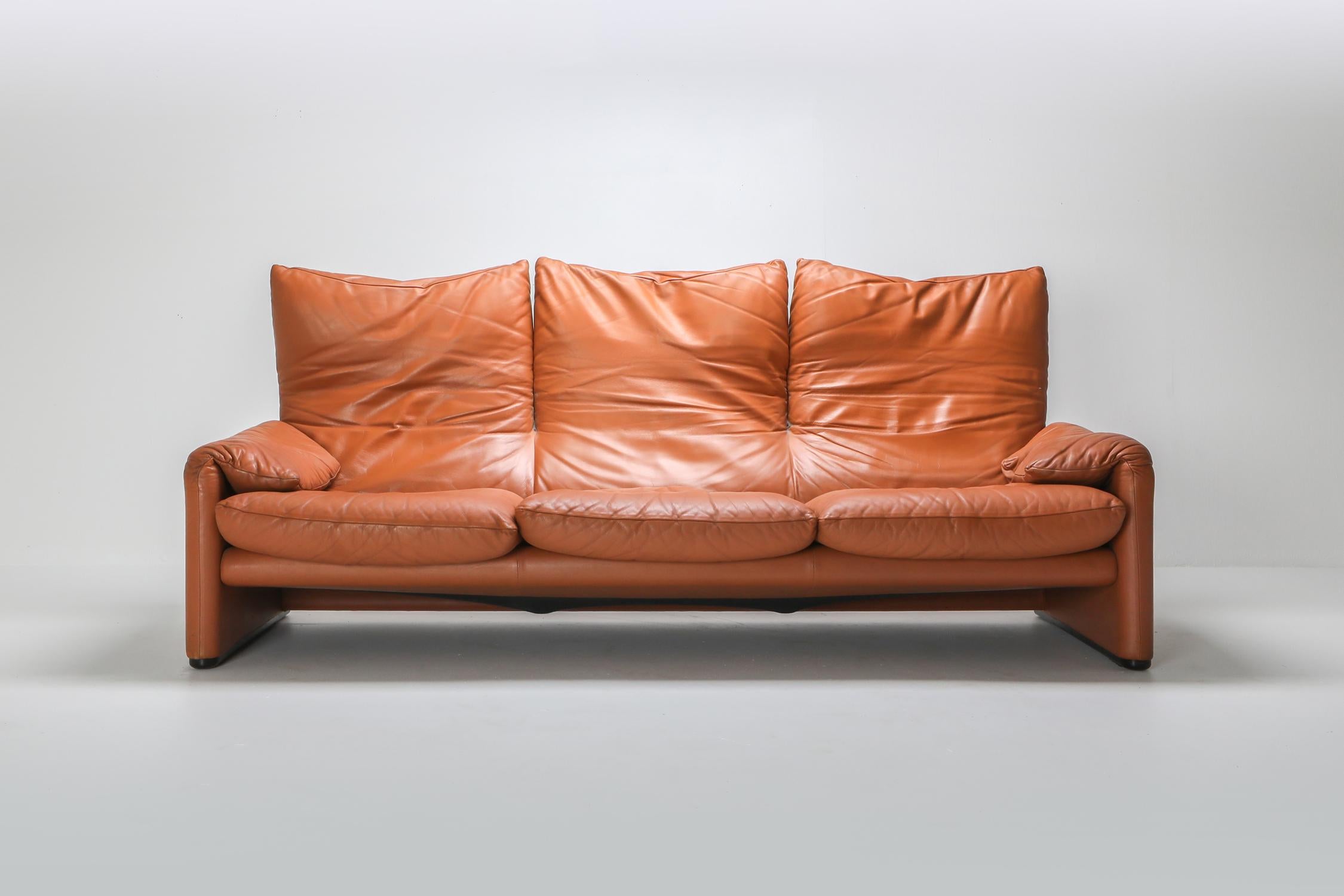 European Maralunga Cognac Leather Couch by Vico Magistretti for Cassina, 1974