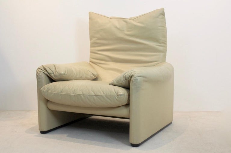 Maralunga Leather Lounge Chair by Vico Magistretti for Cassina, Italy