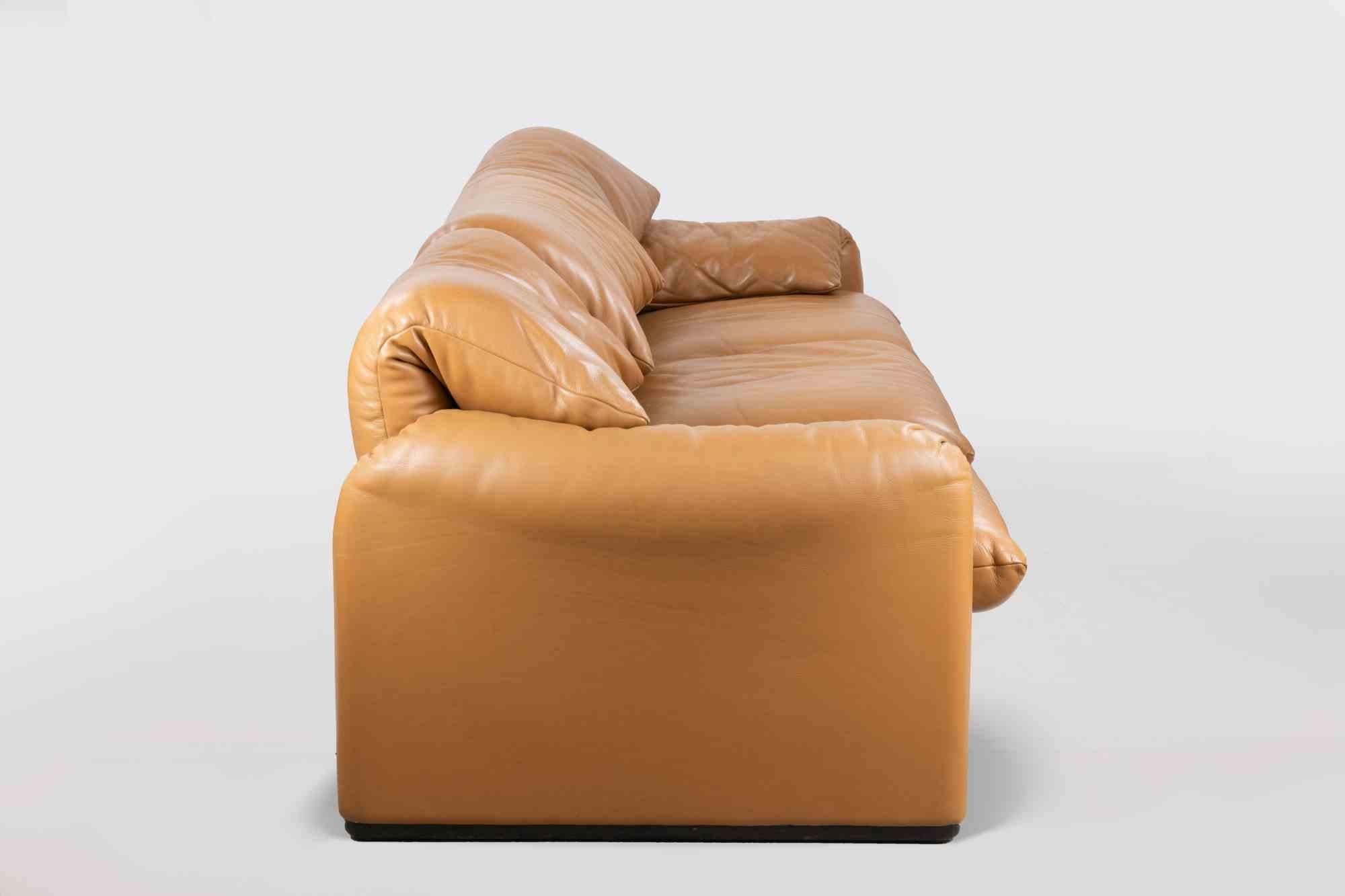 Dreisitziges Maralunga-Sofa aus Leder von Vico Magistretti für Cassina, 1970er Jahre im Angebot 1