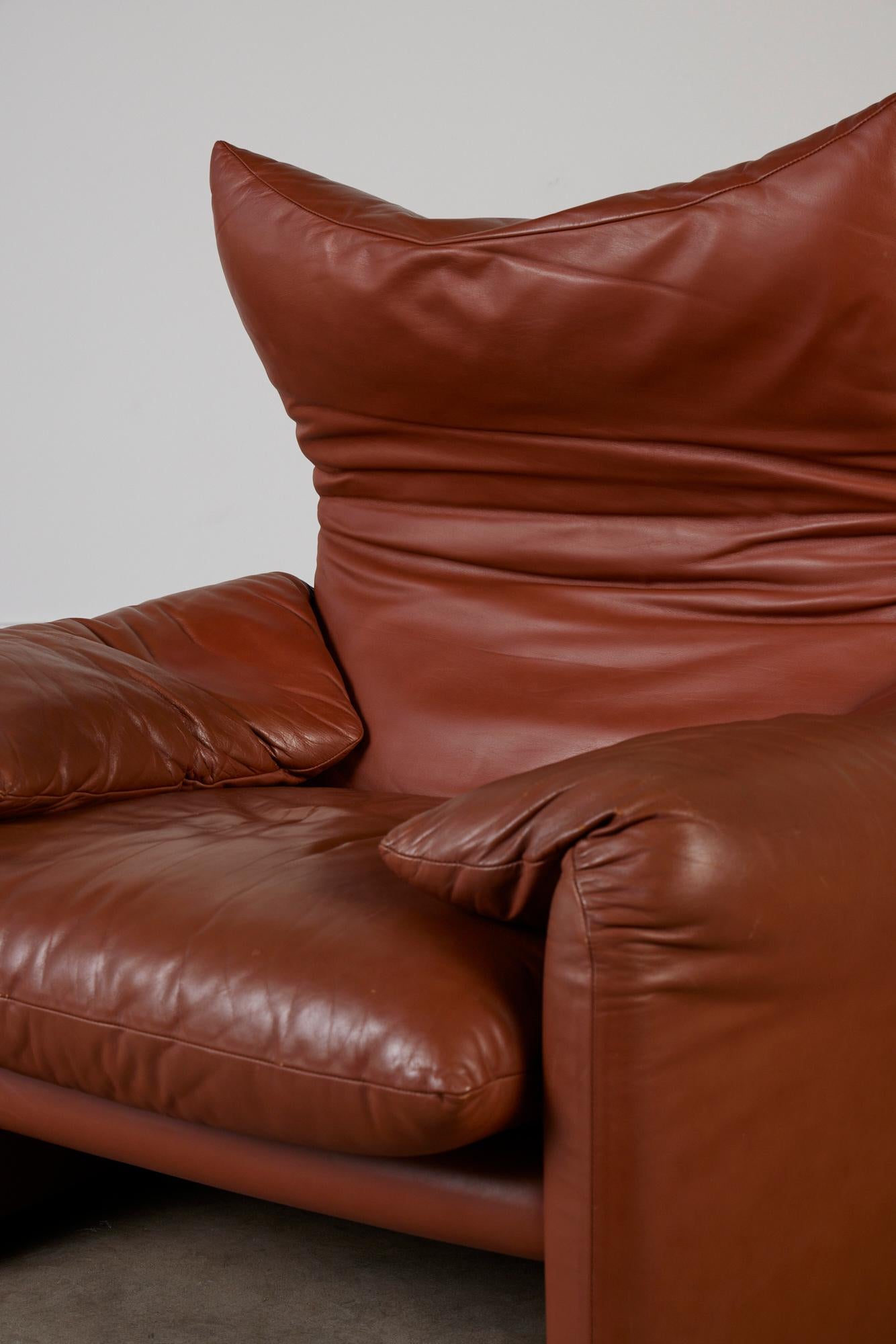 Maralunga Lounge Chair and Ottoman by Vico Magistretti for Cassina 3