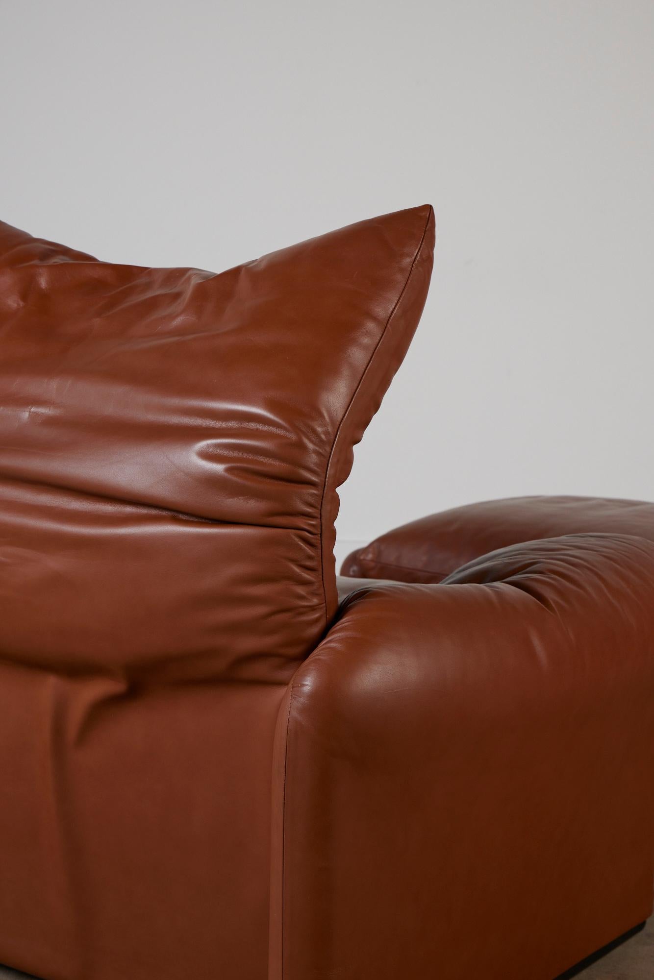 Maralunga Lounge Chair and Ottoman by Vico Magistretti for Cassina 4