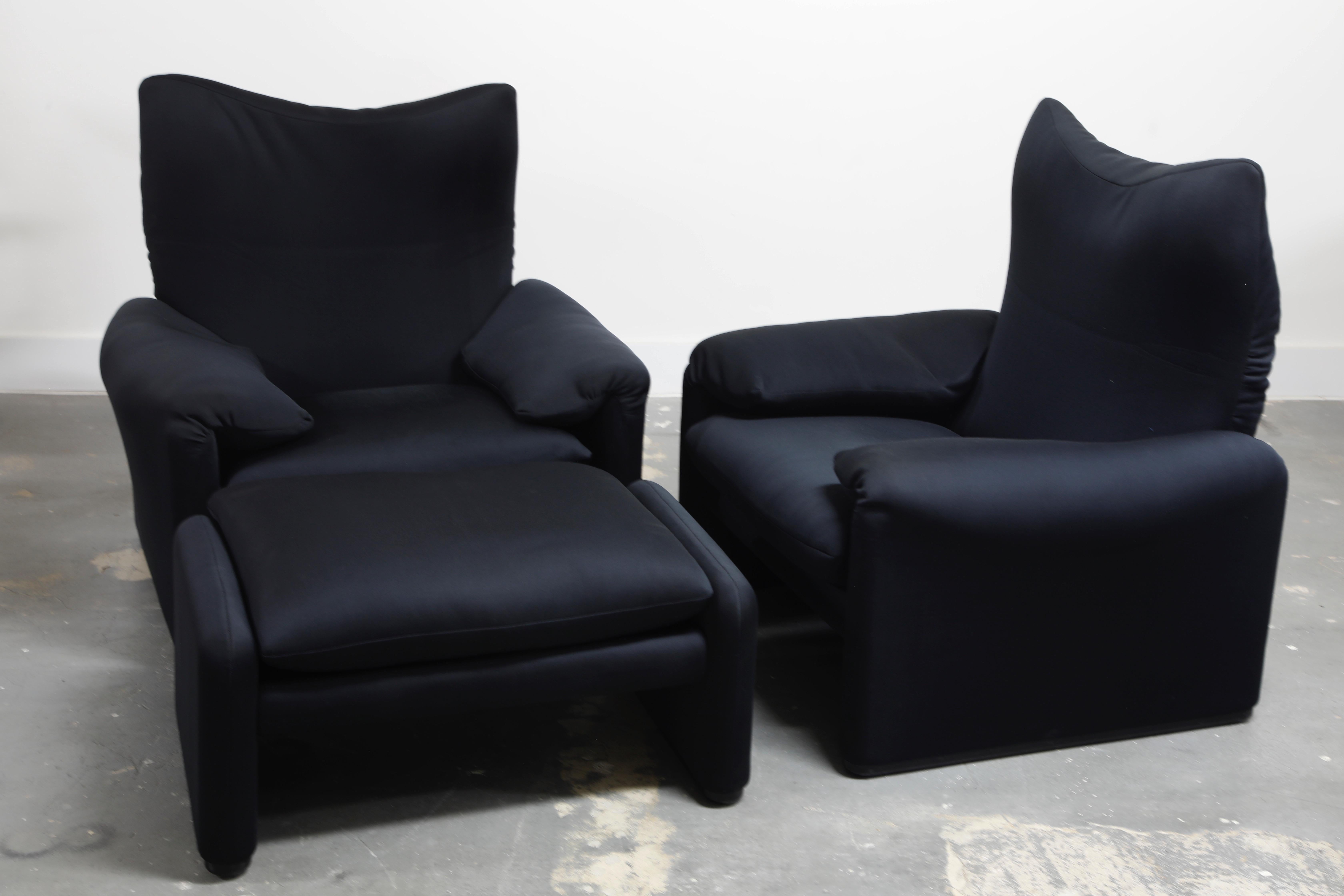 'Maralunga' Lounge Chairs and Ottoman by Vico Magistretti for Cassina, c. 1970 4