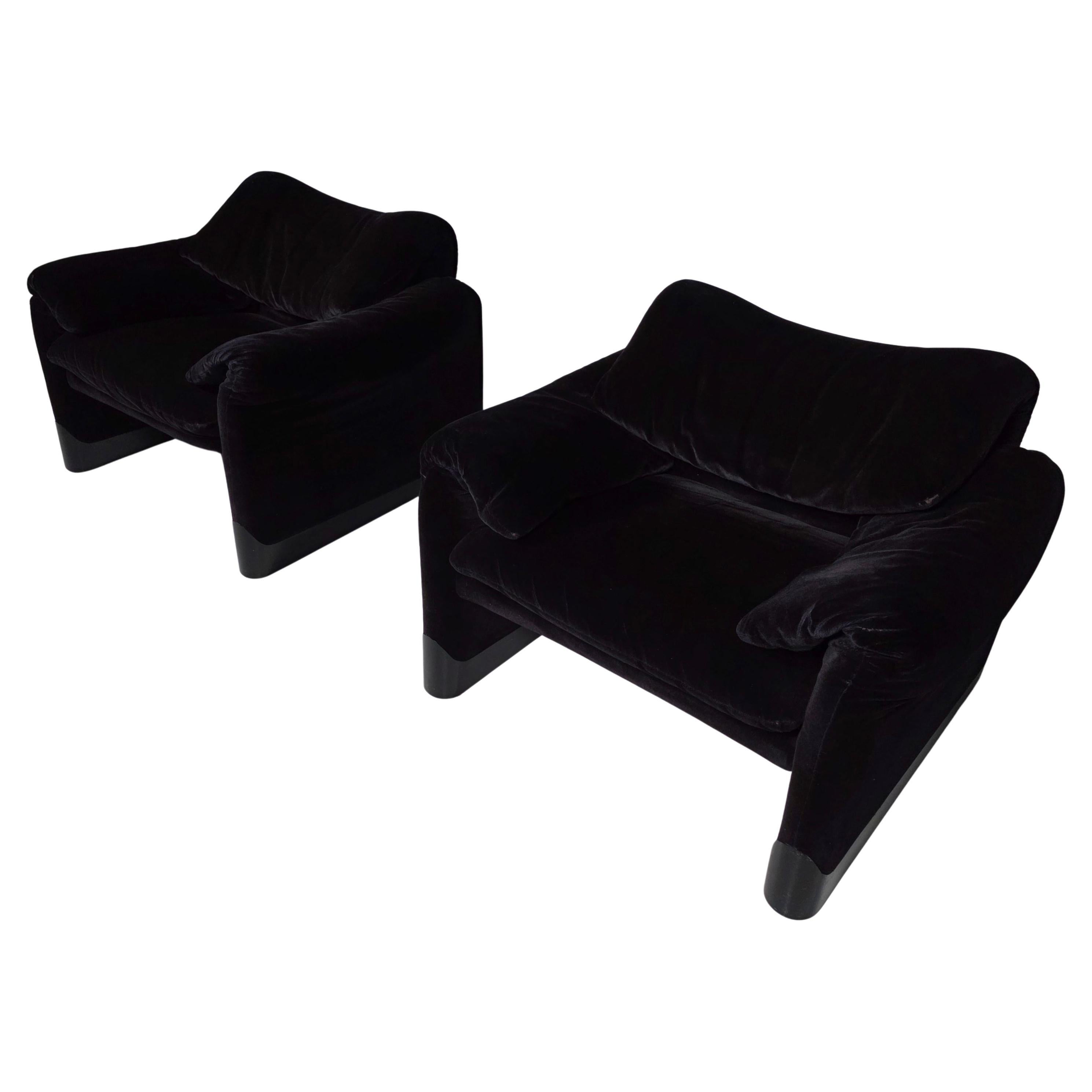 Maralunga lounge chairs in purple velvet by Vico Magistretti for Cassina, 1970 im Angebot